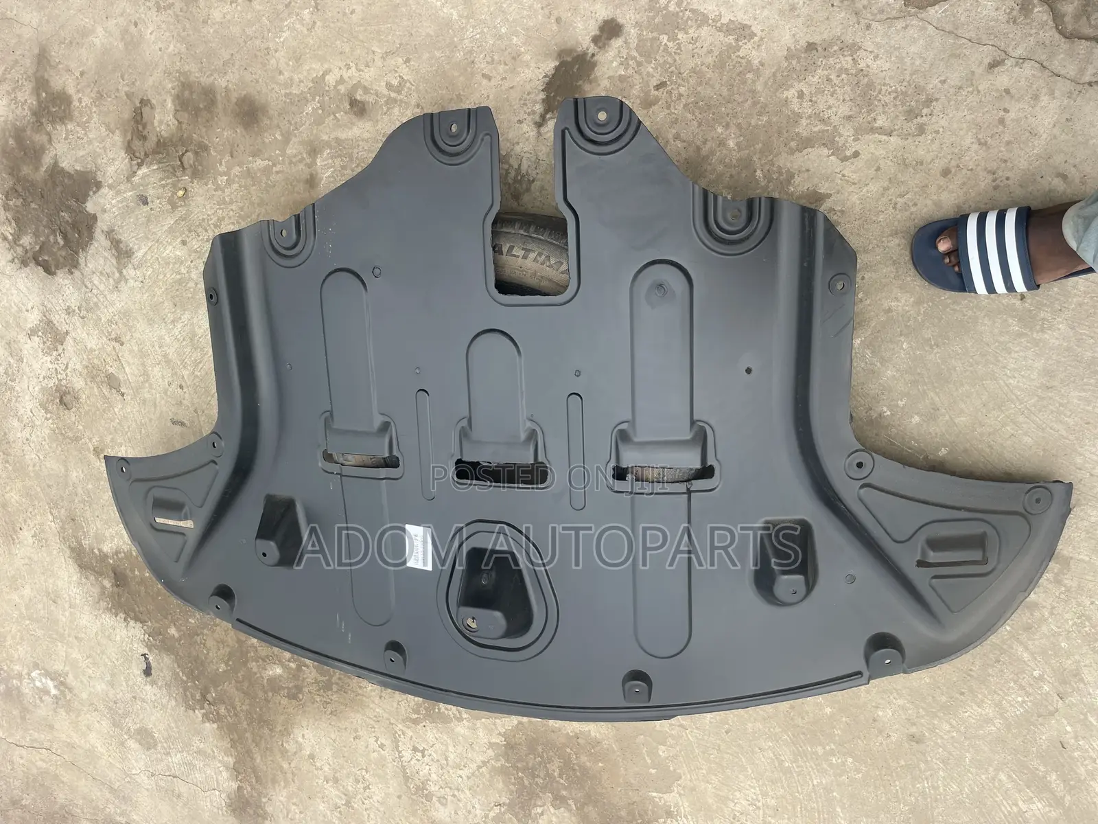 Hyundai Tucson Engine Panel Under Cover
