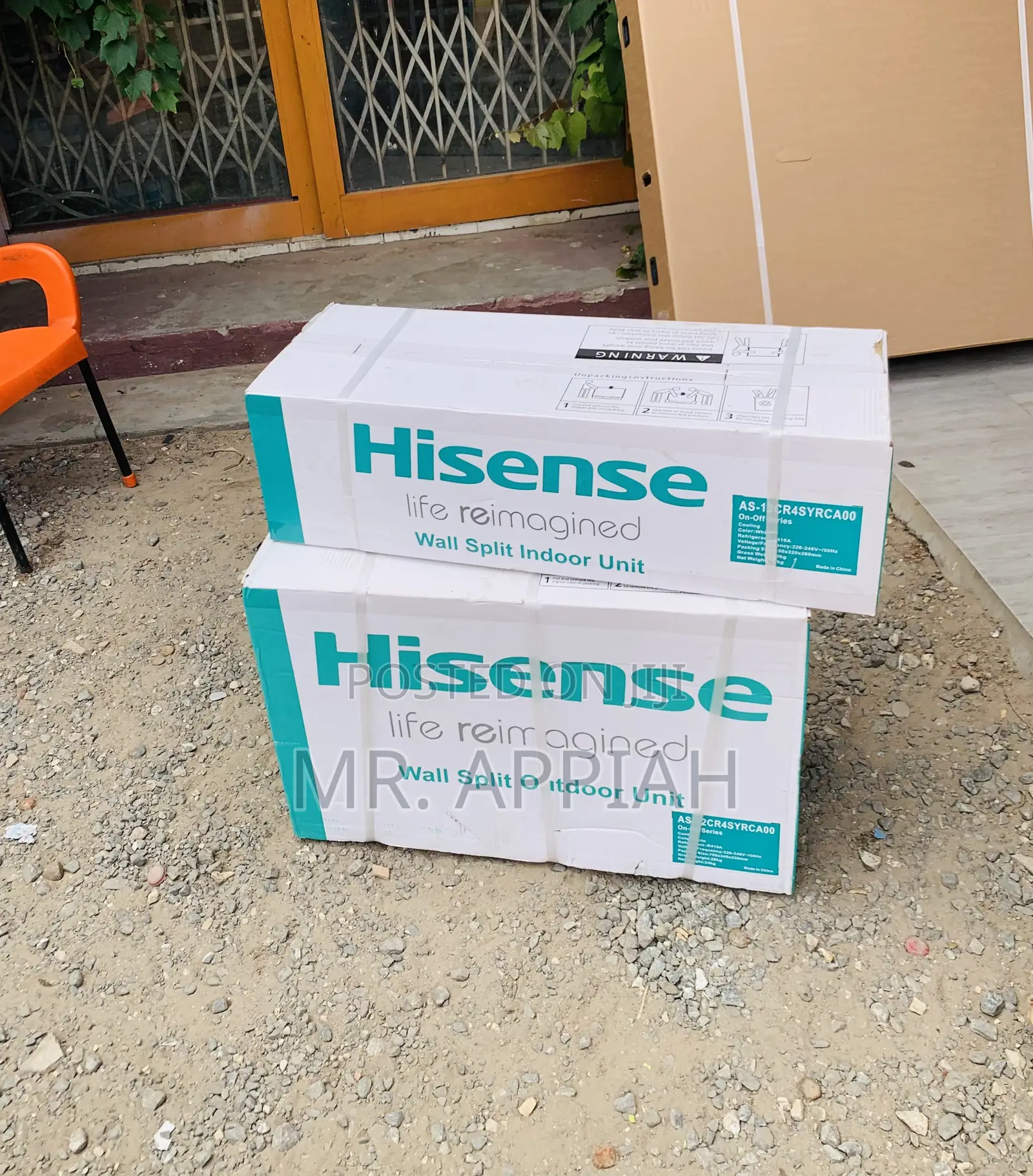 Sleek Hisence 1.5hp R410 Gas Split Electric Air Conditioner.