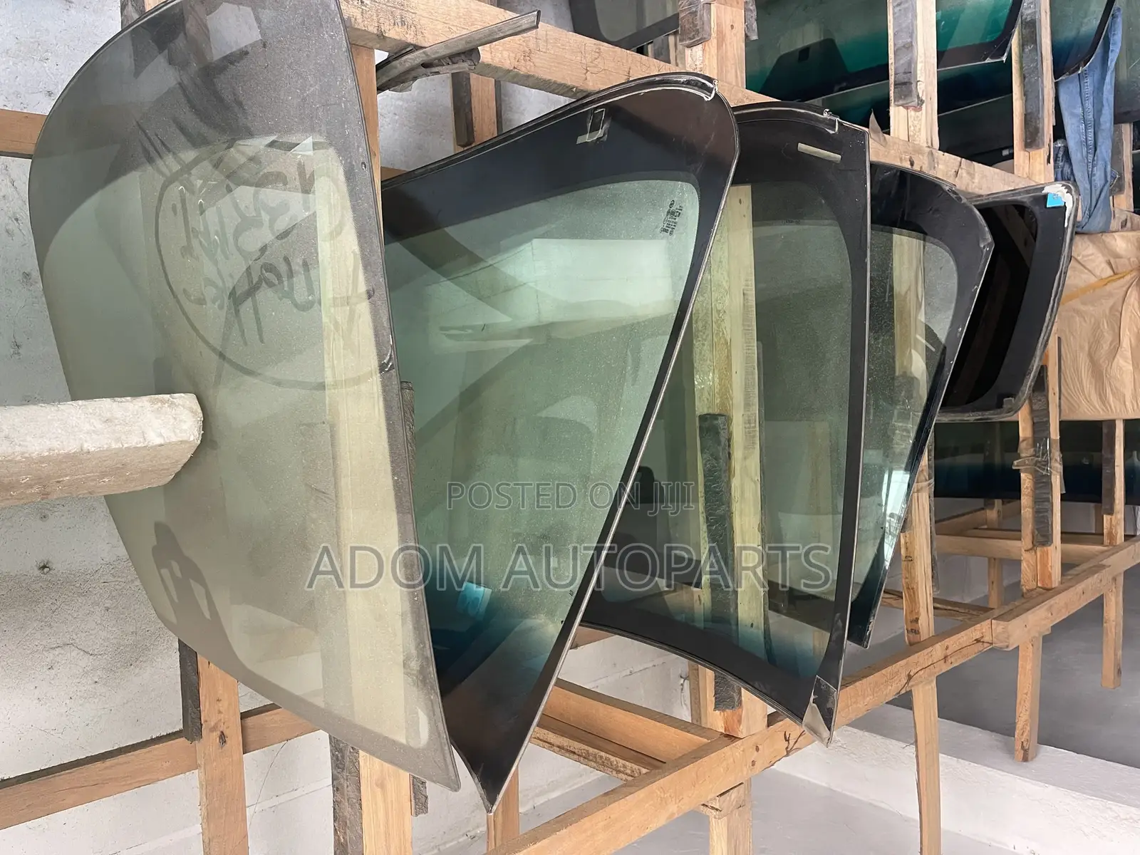 Toyota Venza Windscreen Front Glass