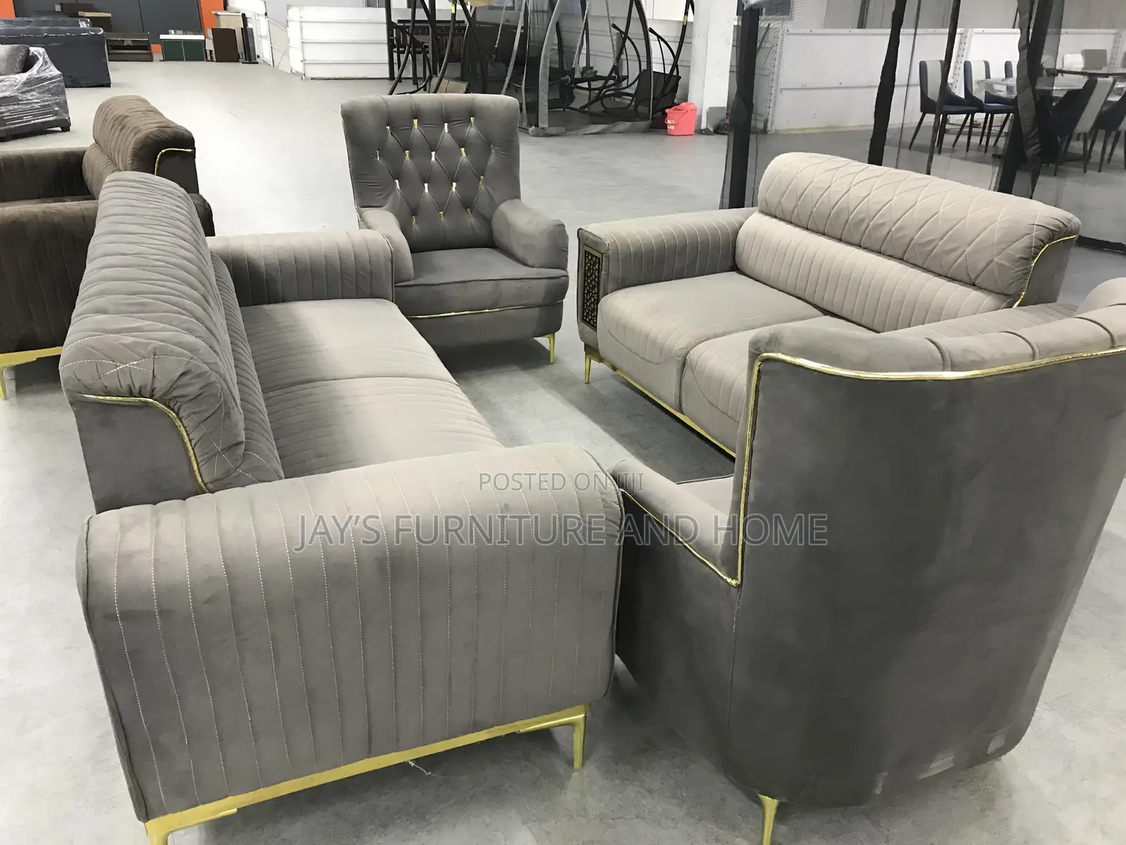 Luxurious Fabric Sofa Set(1+1+2+3)