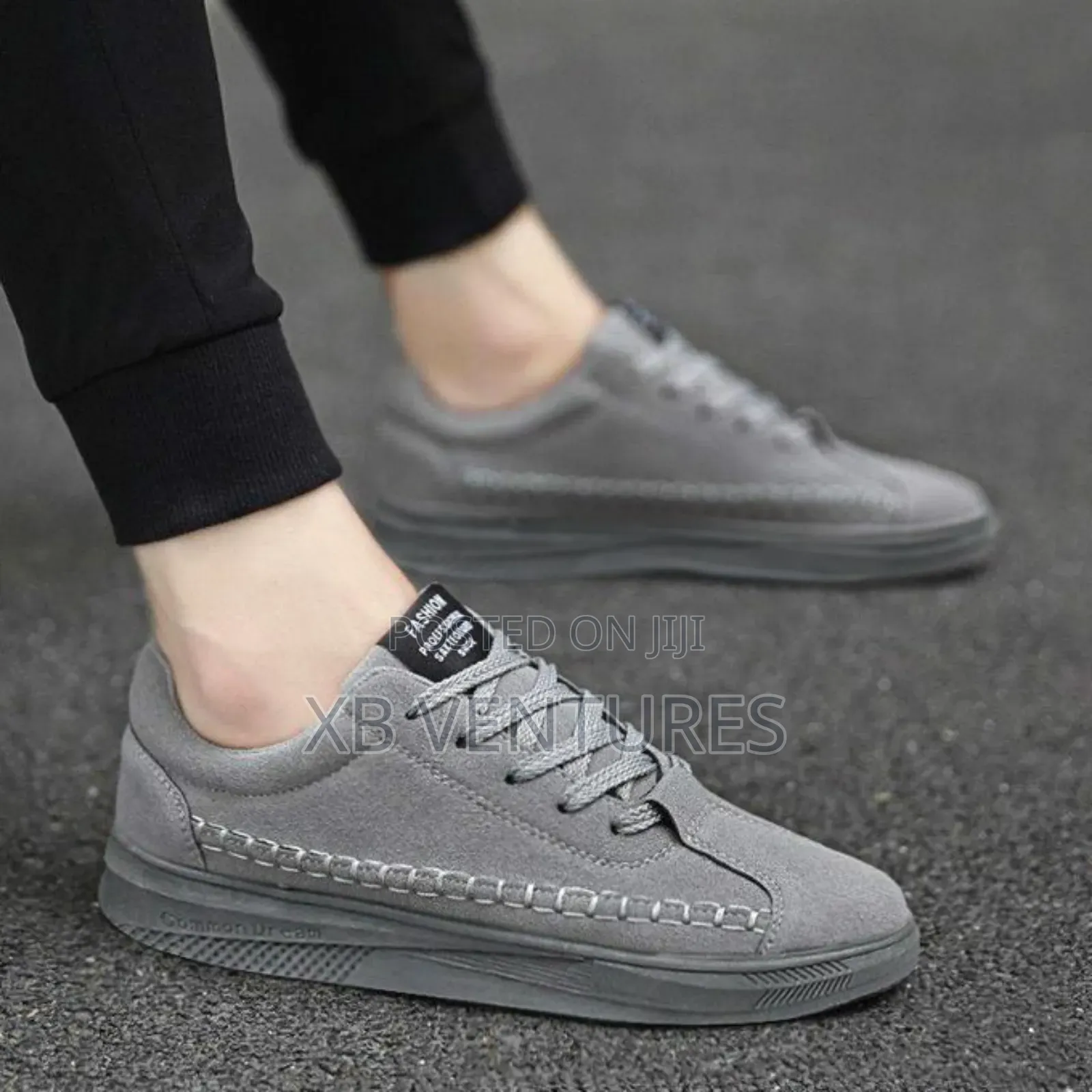 Casual Sneakers