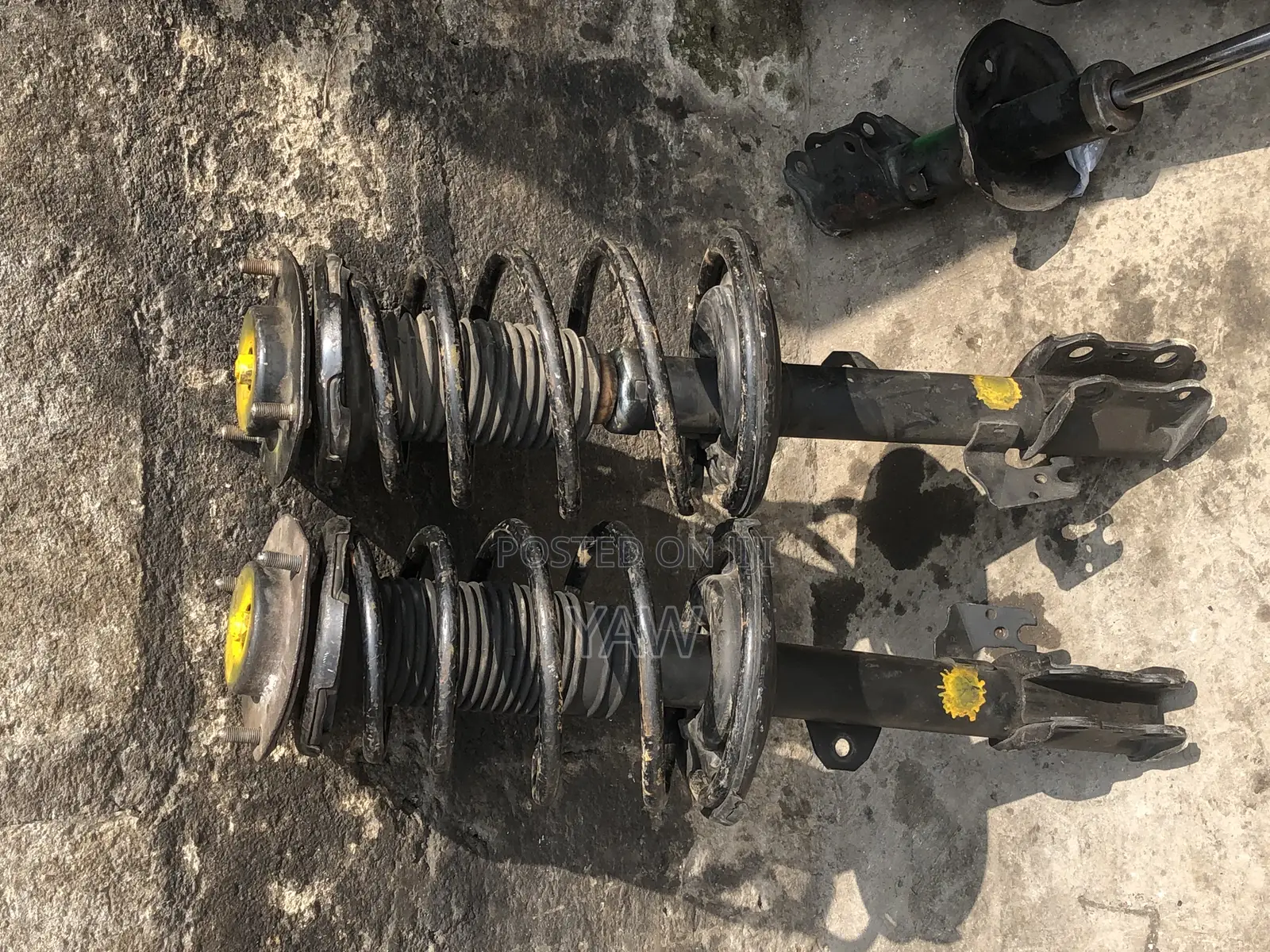 Toyota Highlander 2014 Shock Absorber
