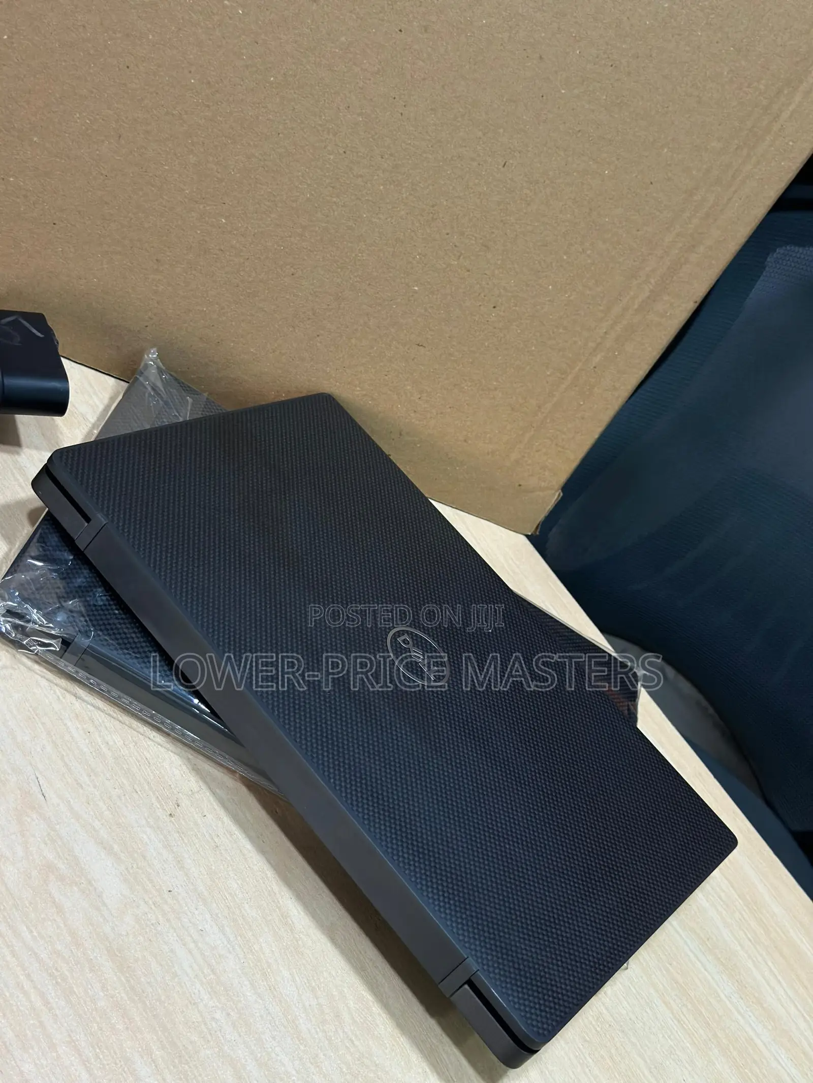 New Laptop Dell Latitude 7400 8GB Intel Core I5 SSD 256GB