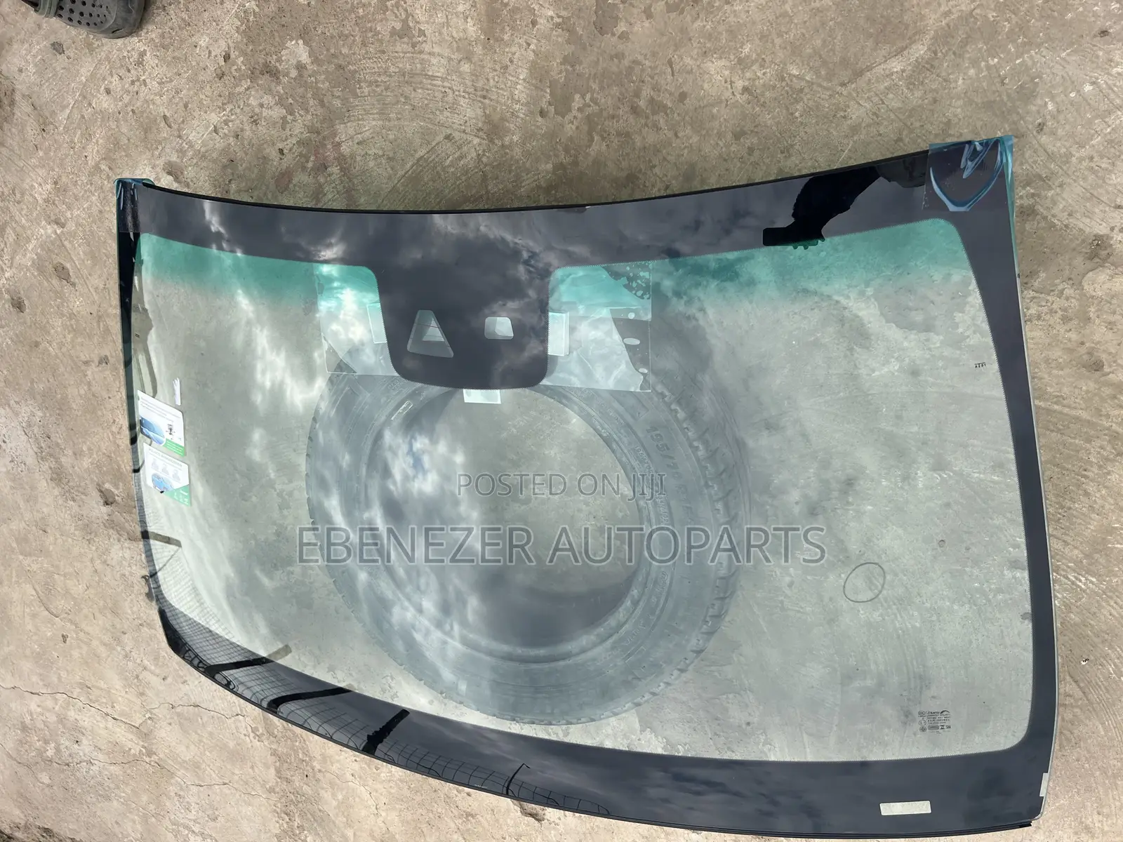 Lexus LX 570 Windscreen Windshield