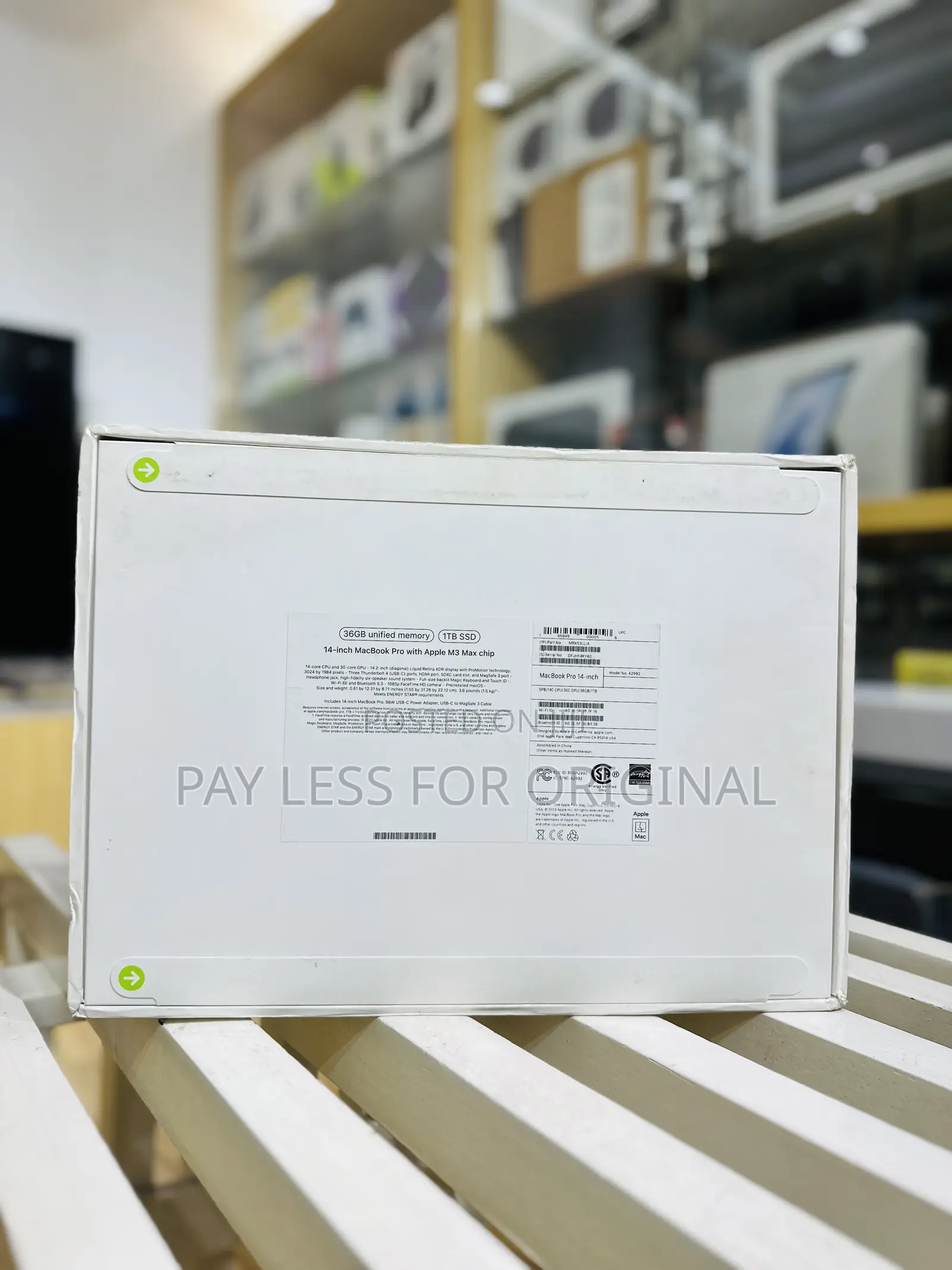 New Apple MacBook Pro 2023 M3 Max 14-Inch 36GB Apple M3 Max SSD 1T