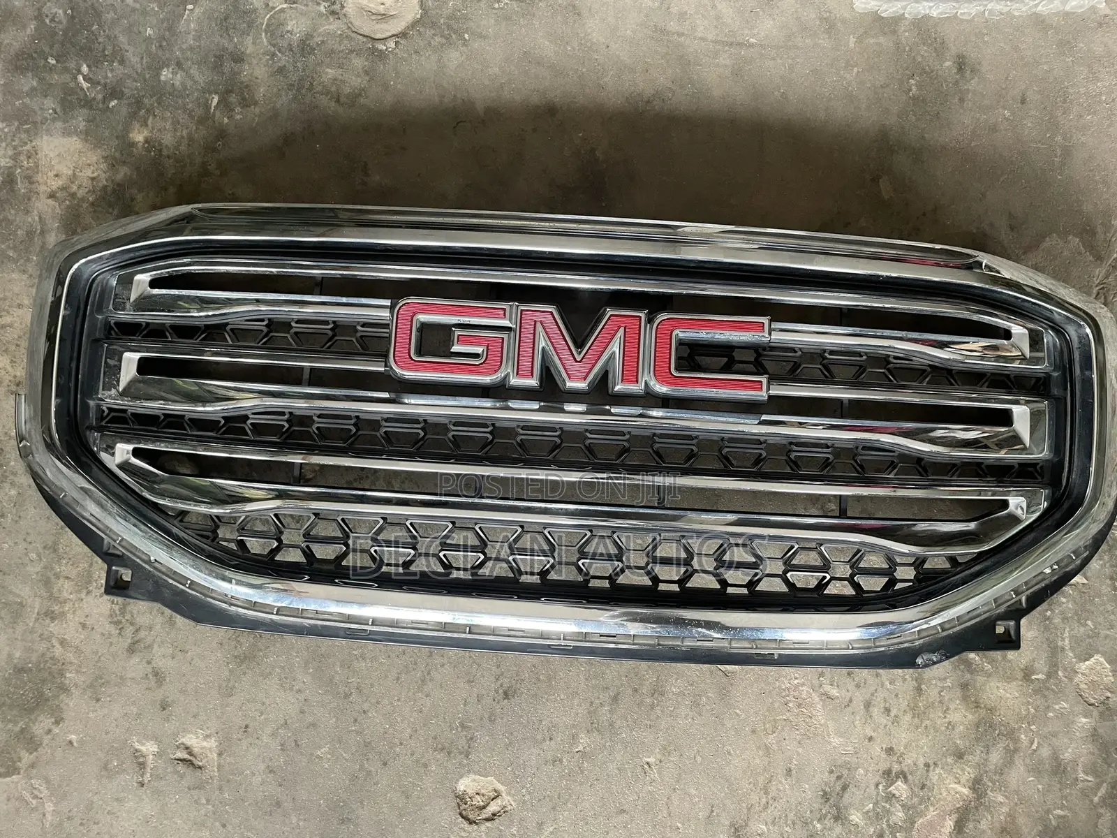 GMC Acadia 2018 Front Grille