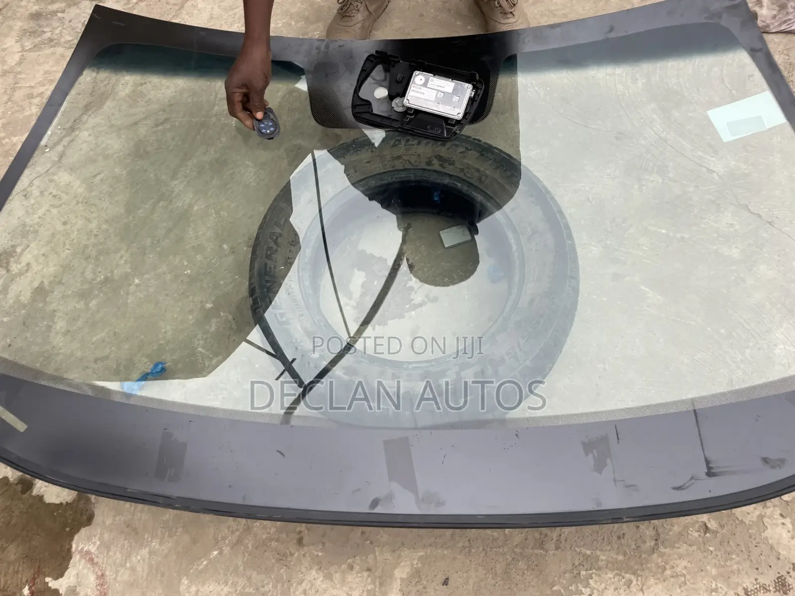 Lexus NX 300 Front Windshield
