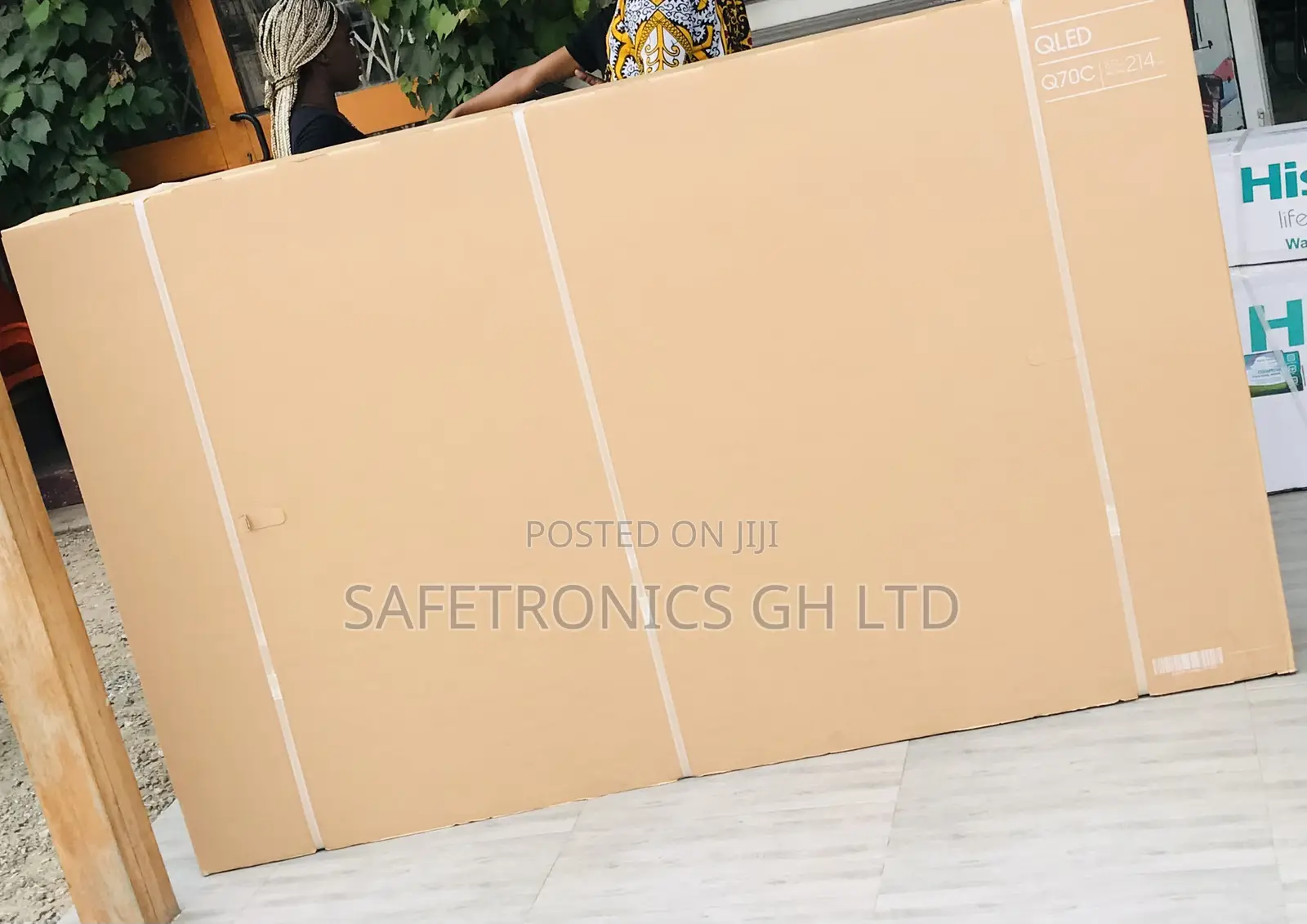 Sealed 85 Inch Qled Smart Samsung Q70 Tv