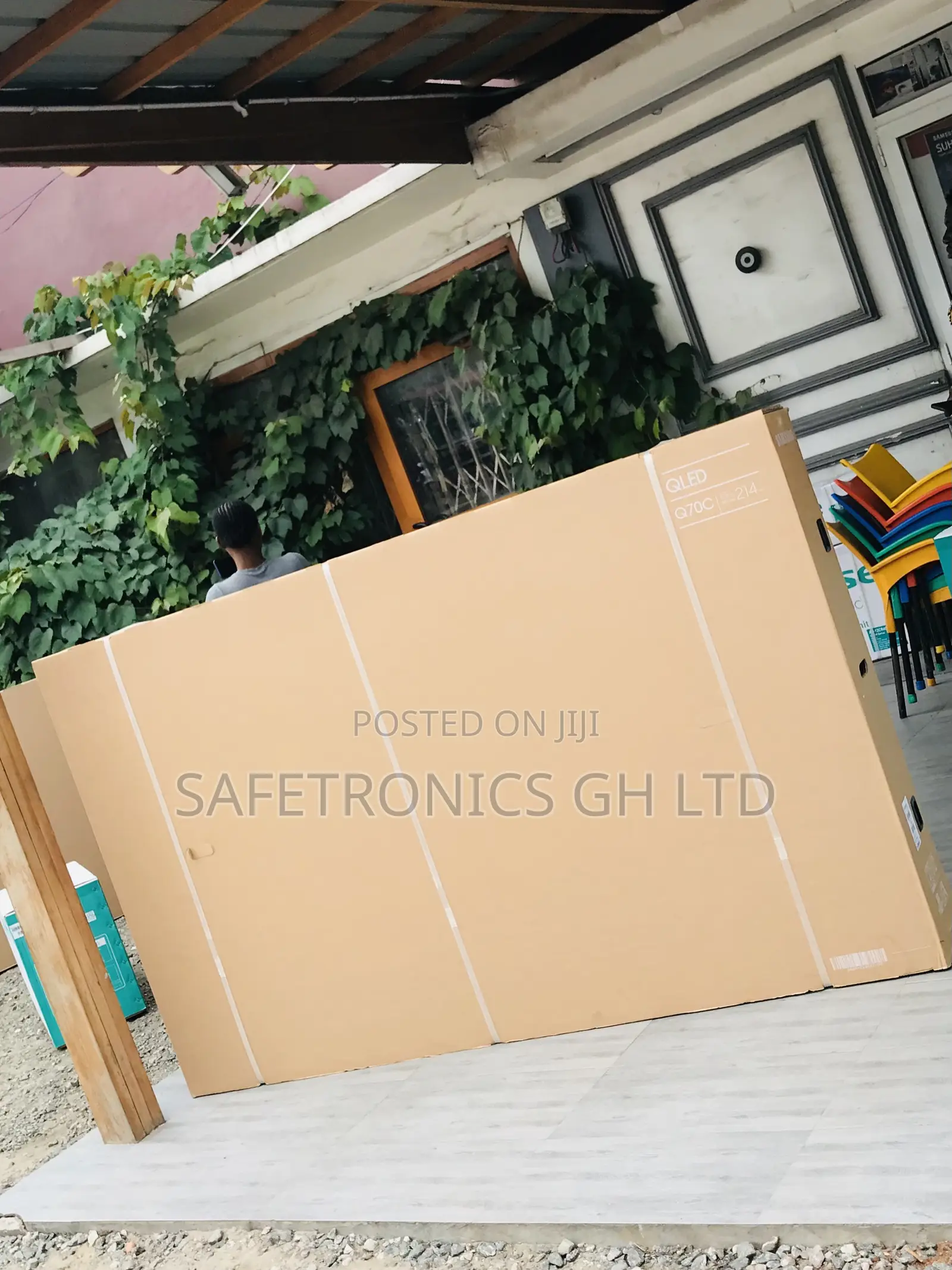 Samsung Display 85 Inch Smart Qled Q70 Sleek Tv