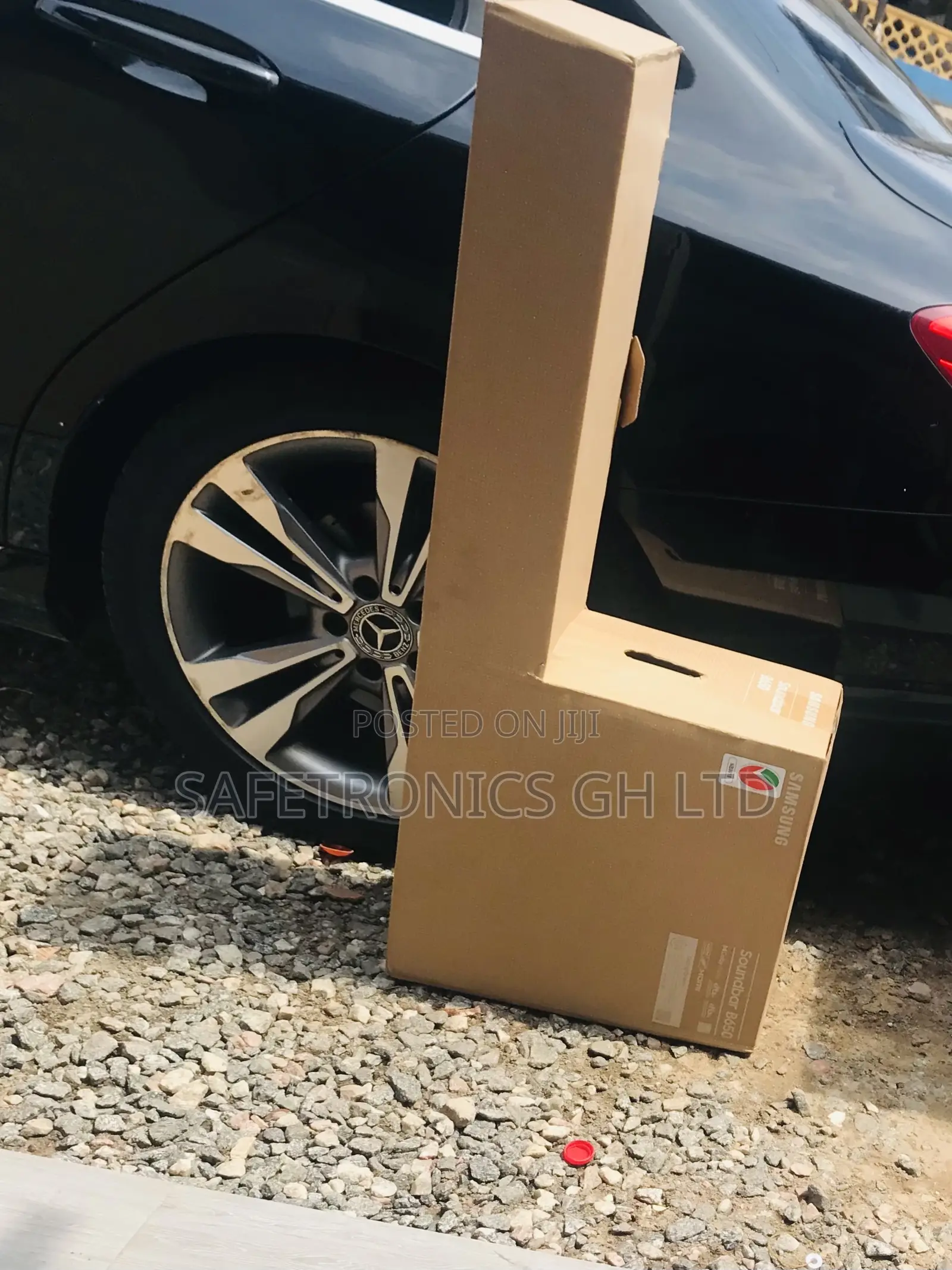 Adjustable Samsung Wireless Bluetooth Soundbar B650 