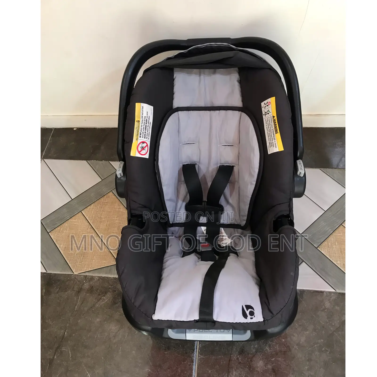 Baby Trend Newborn Baby Car Seat Carrier Travel System