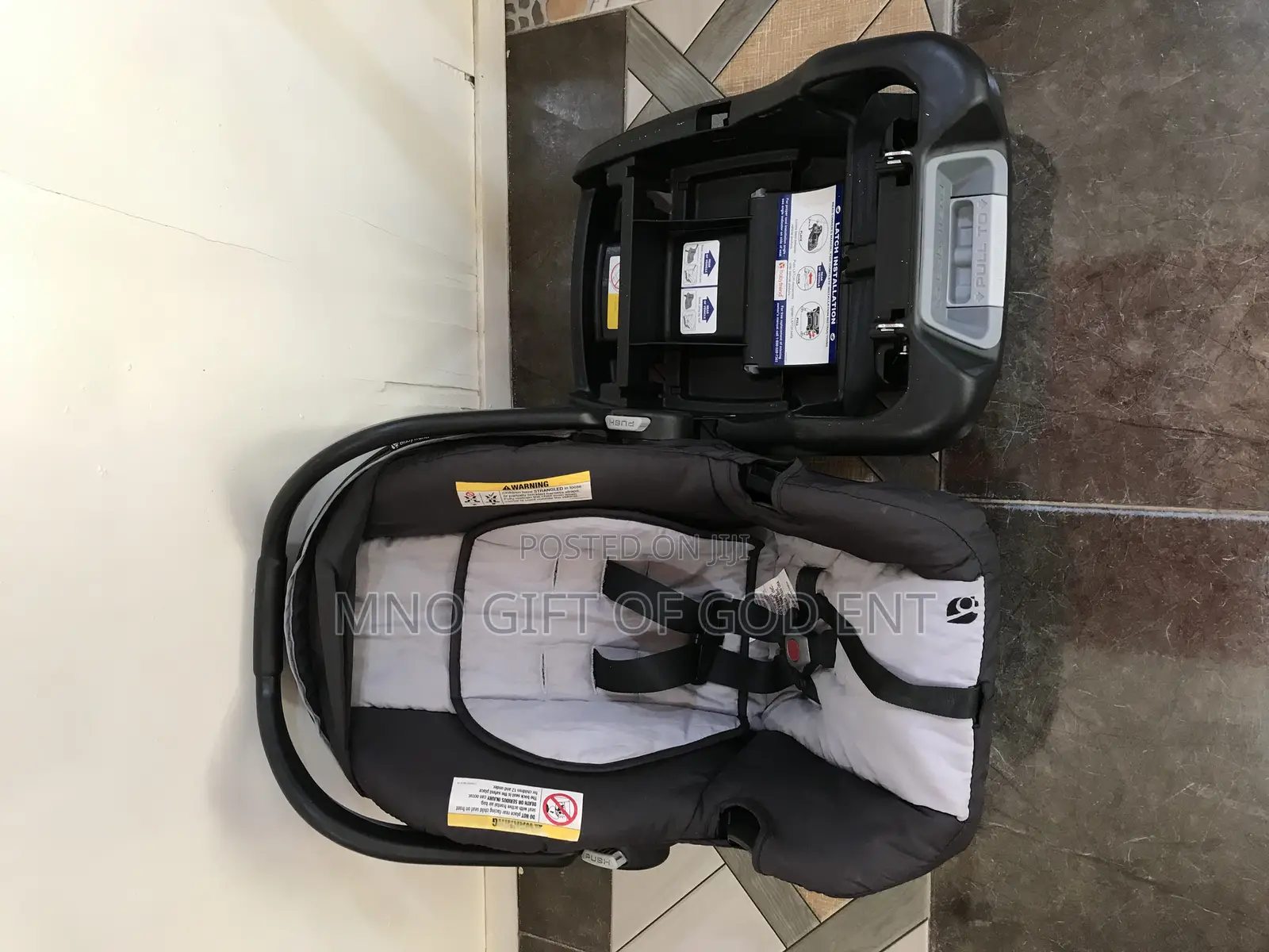 Baby Trend Newborn Baby Car Seat Carrier Travel System