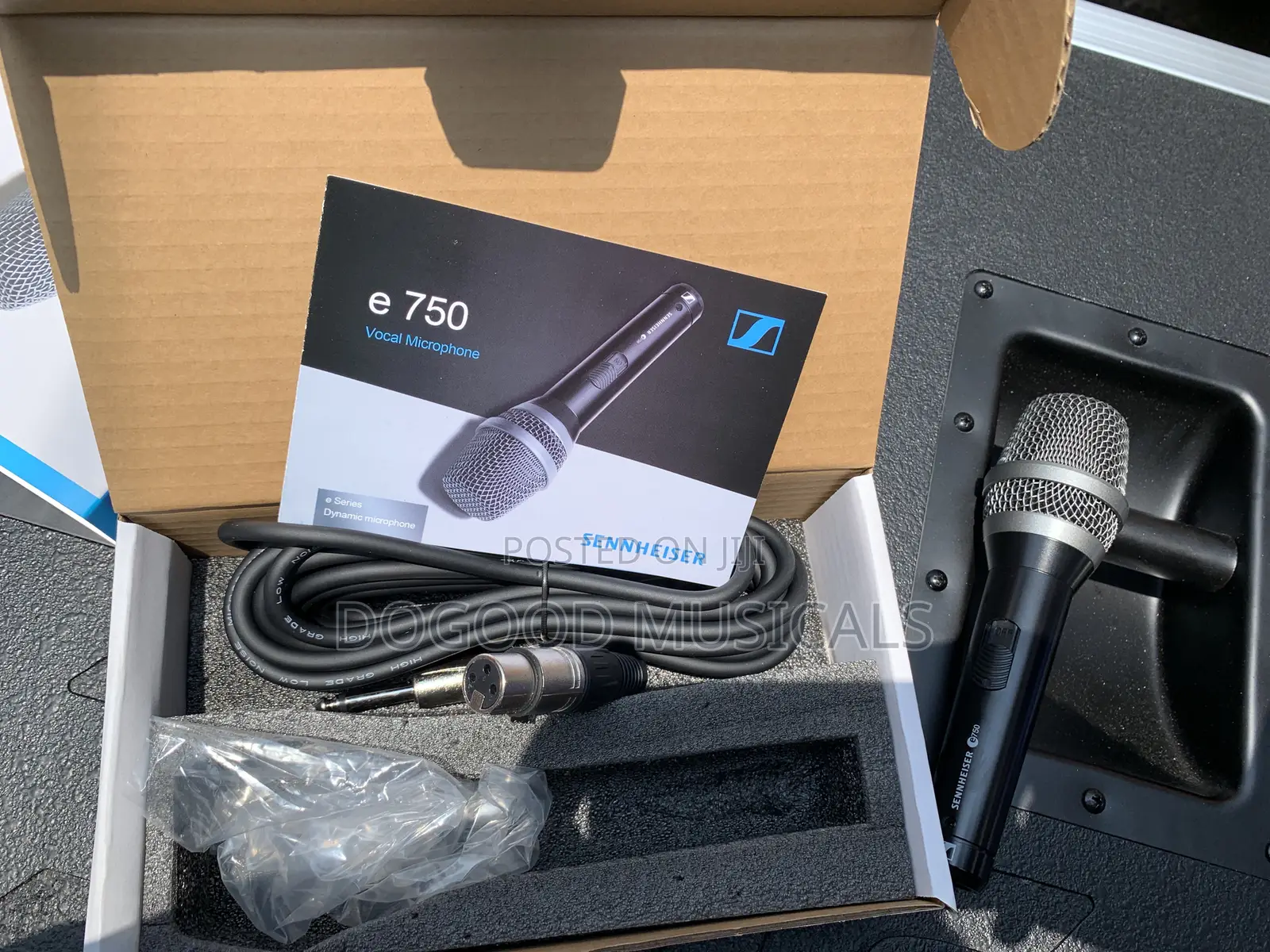 SENNHEISER E-750 Cord Vocal Microphone