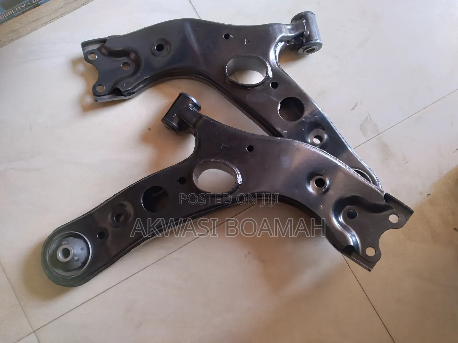 Toyota Rav4 Lower Arms Control 2008
