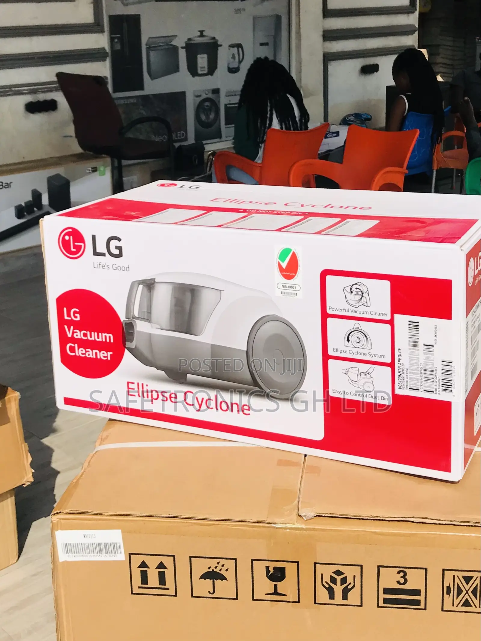Vacuum Cleaner 20 Liters Vc5420nntr LG Adjustable