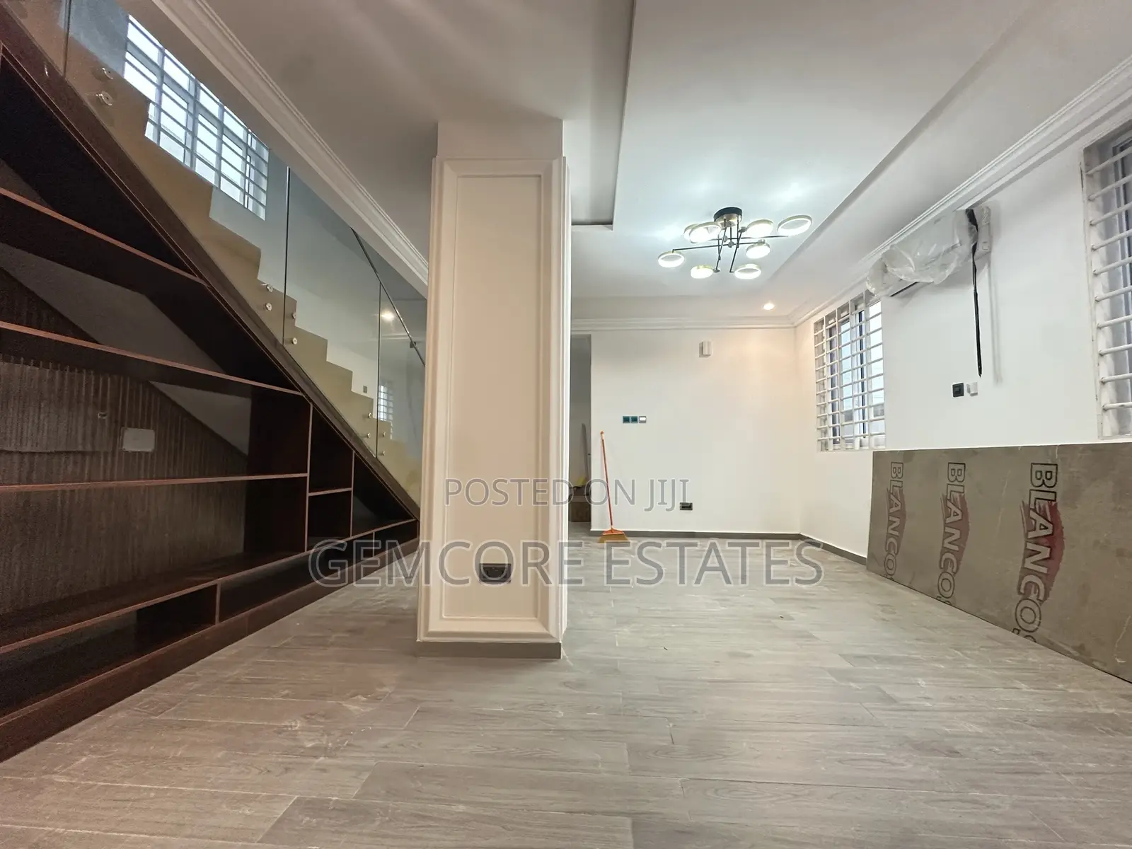 4bdrm House in East Legon, Ashaley Botwe for sale