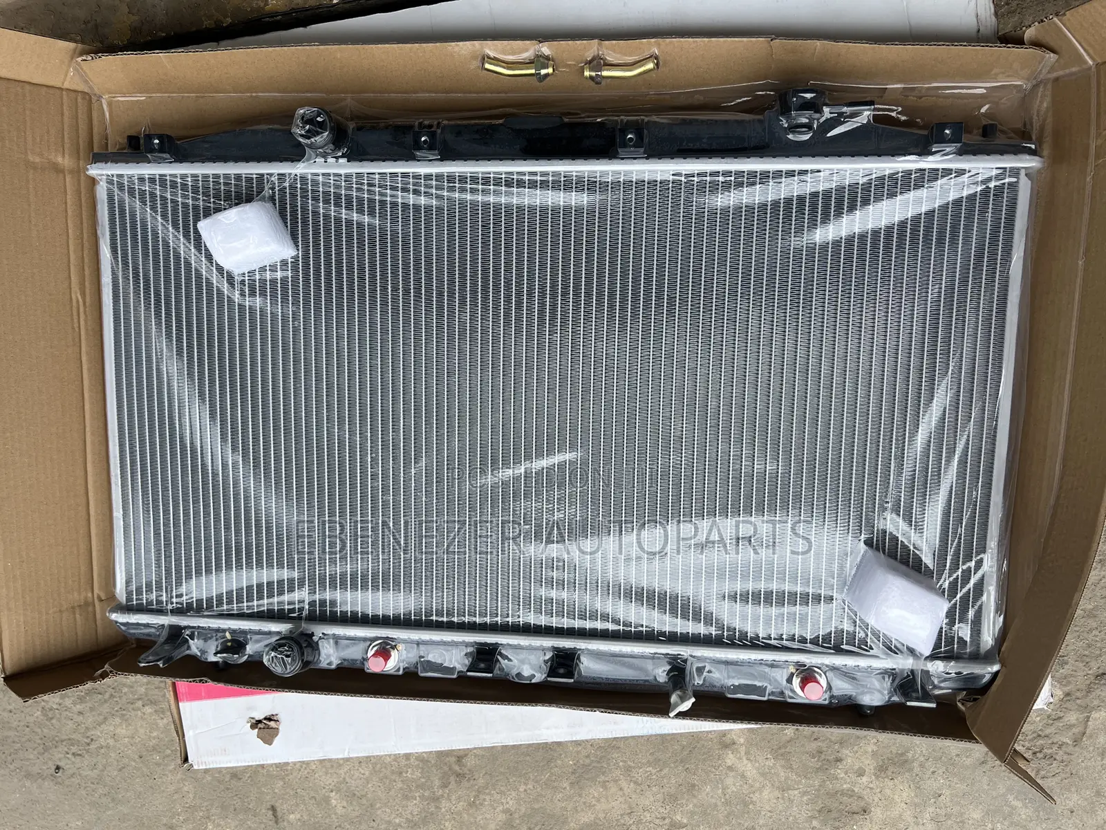 Honda Pilot/Acura MDX/Honda Ridgeline Radiator Water Tank