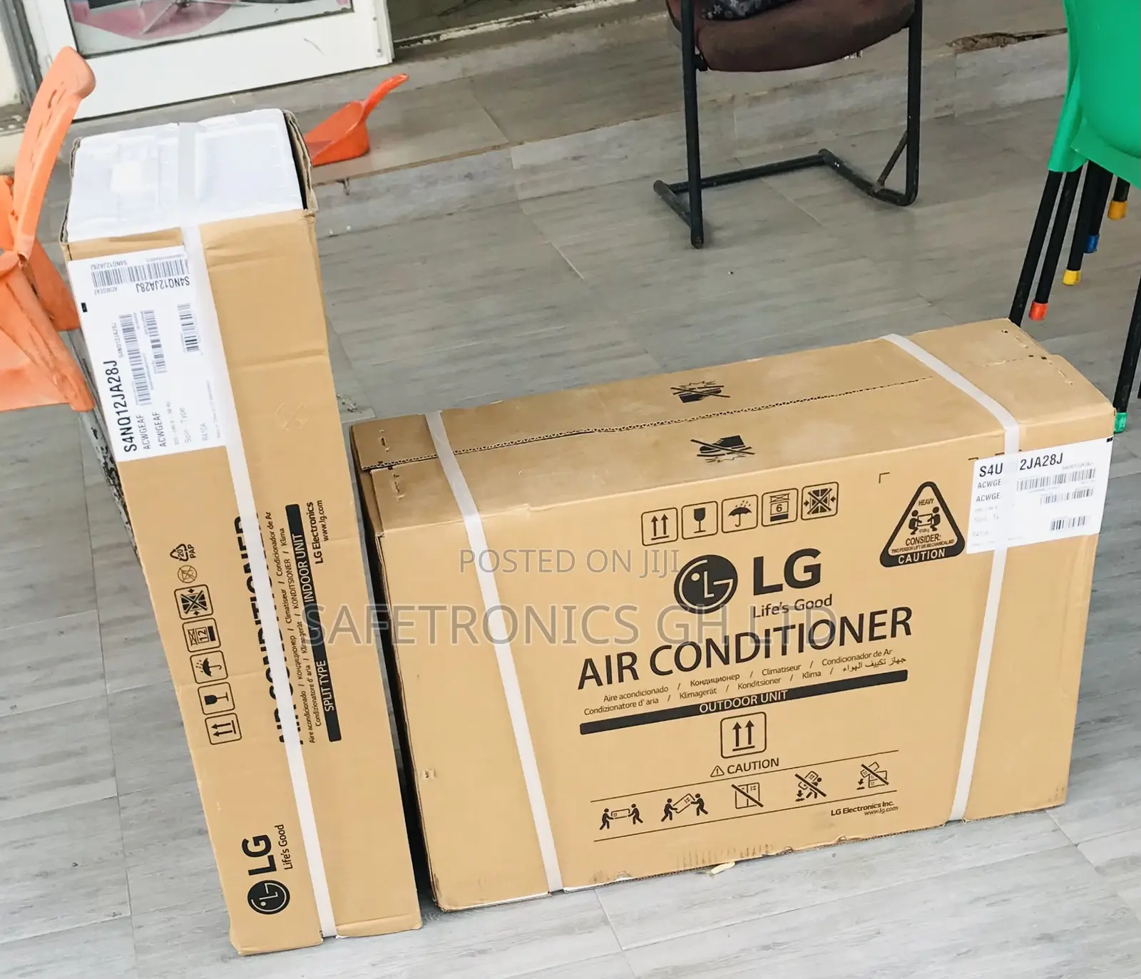 Essential New 1.5hp LG White R410 Gas Airconditioner