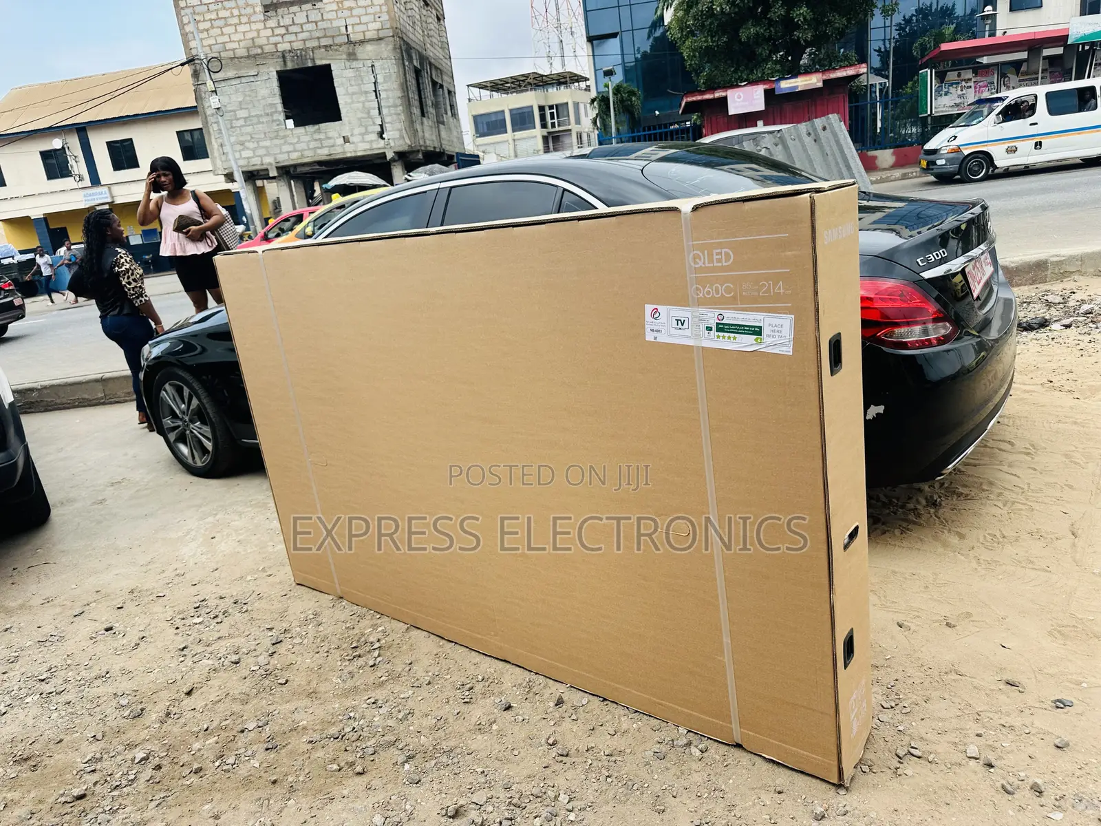 Qled Smart Television Sleek Samsung 85”Q60c