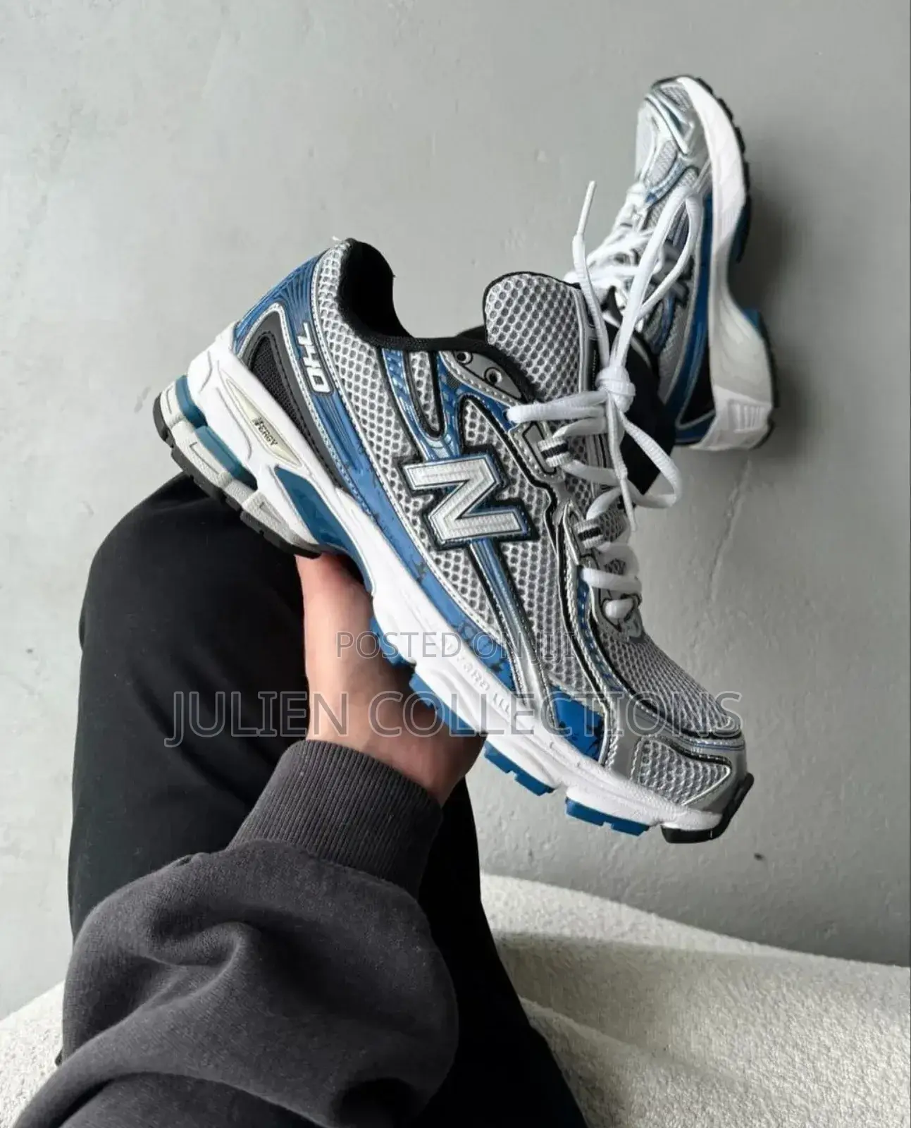 New Balance 740
