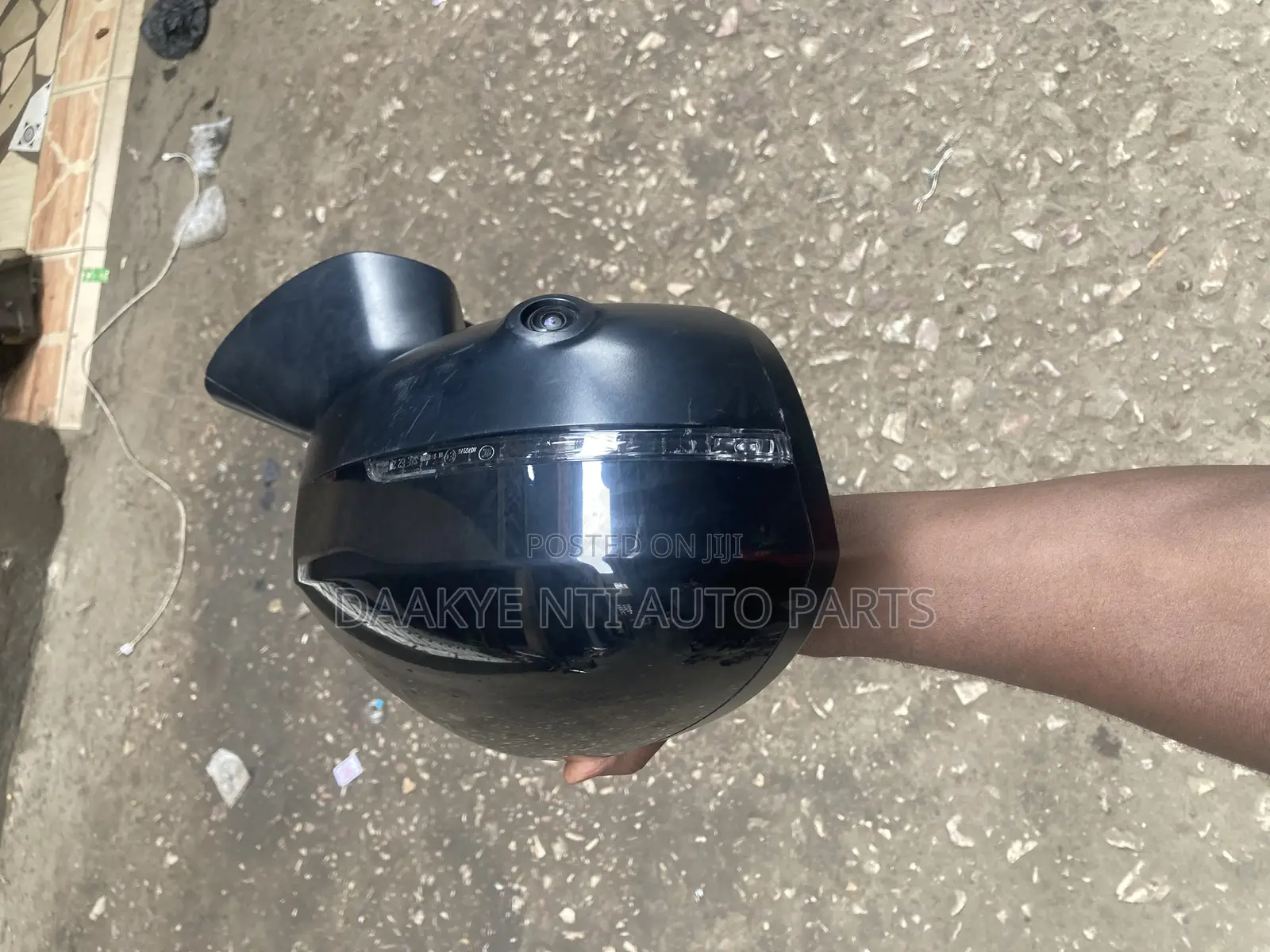 Outlander 2021-2022-2023-2024 Side Mirror Right