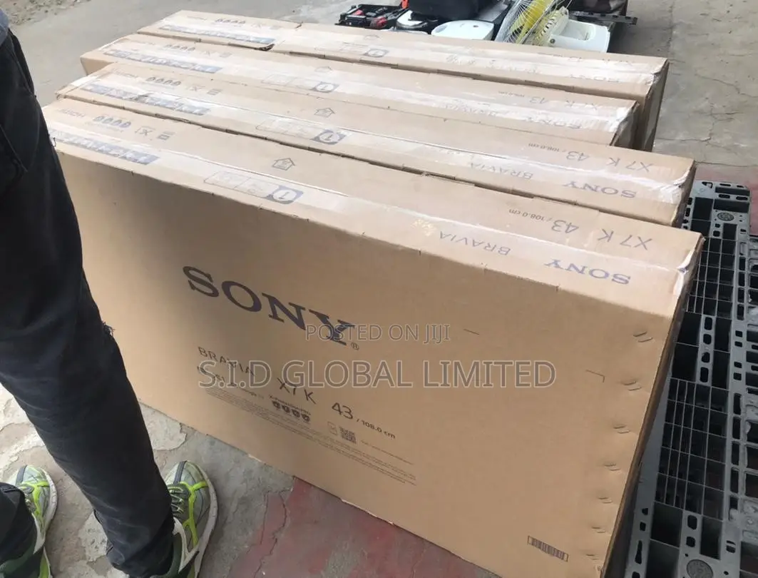 Enjoy Sony Bravia 108 Cm (43 Inches) Ultra HD Smart TV