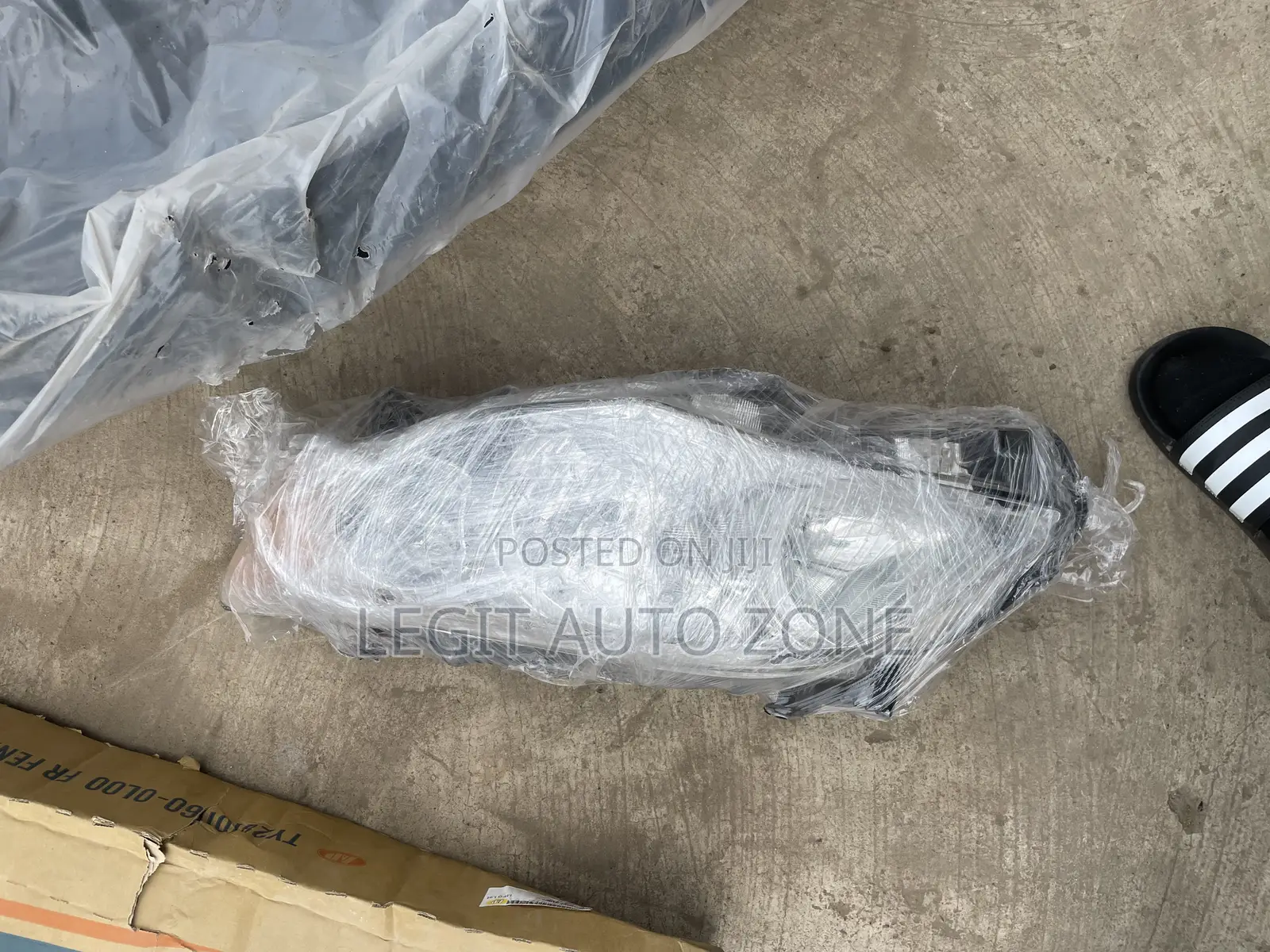 Toyota Corolla 2011,2012,2013 Headlight