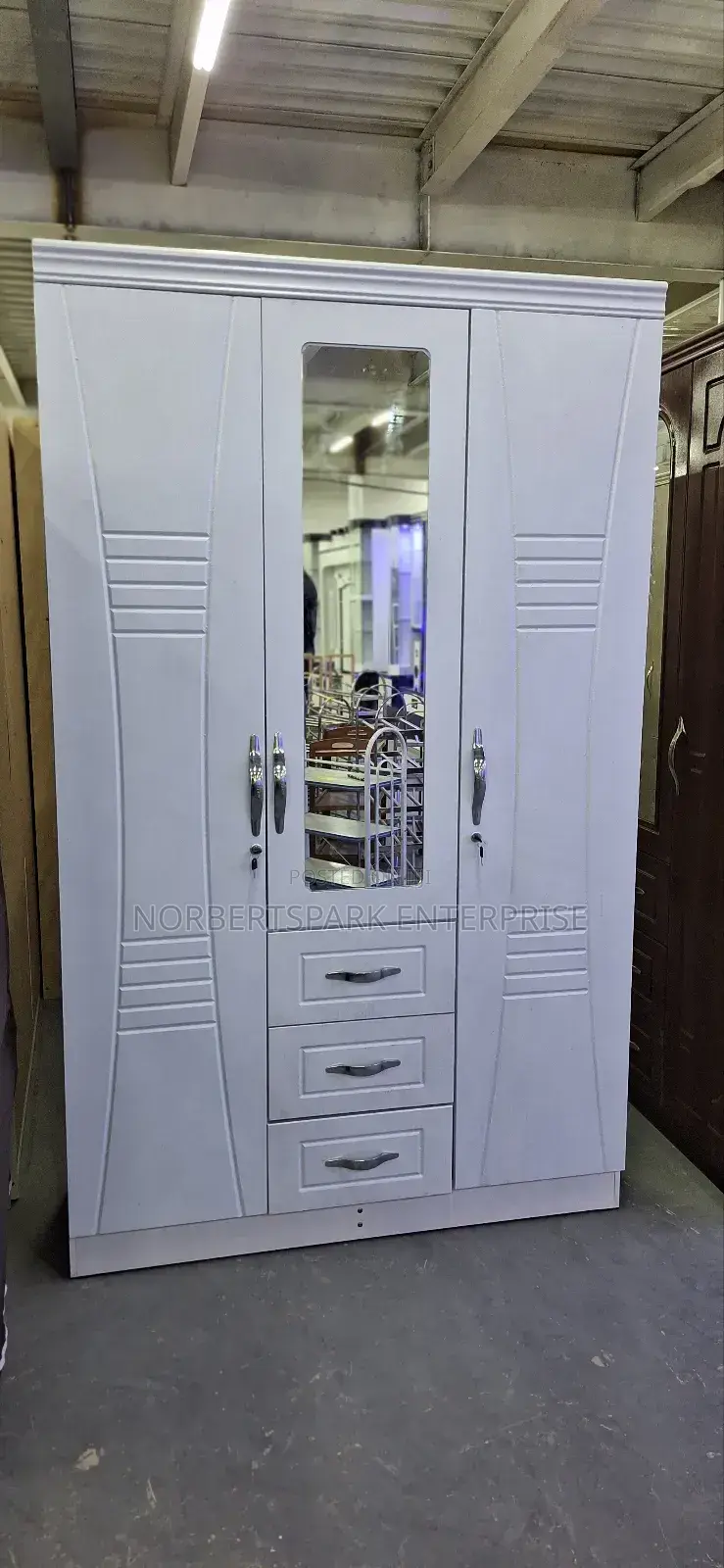 Wardrobe(3 Doors) Imported