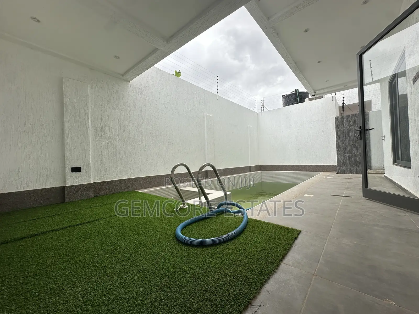 4bdrm House in East Legon Hills, Ashaley Botwe for sale