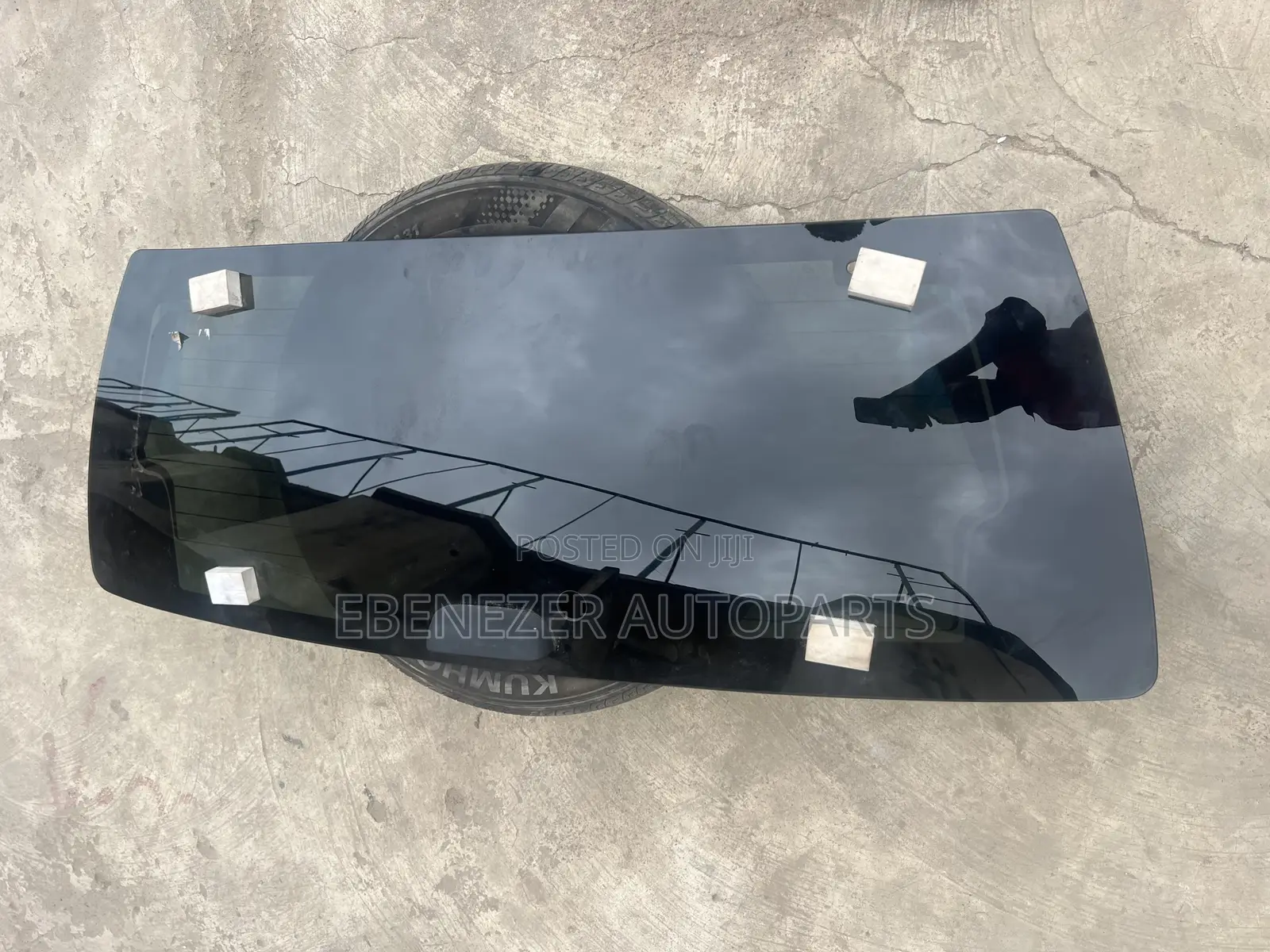 Range Rover Sport Vogue Evoque Discovery Back Glass