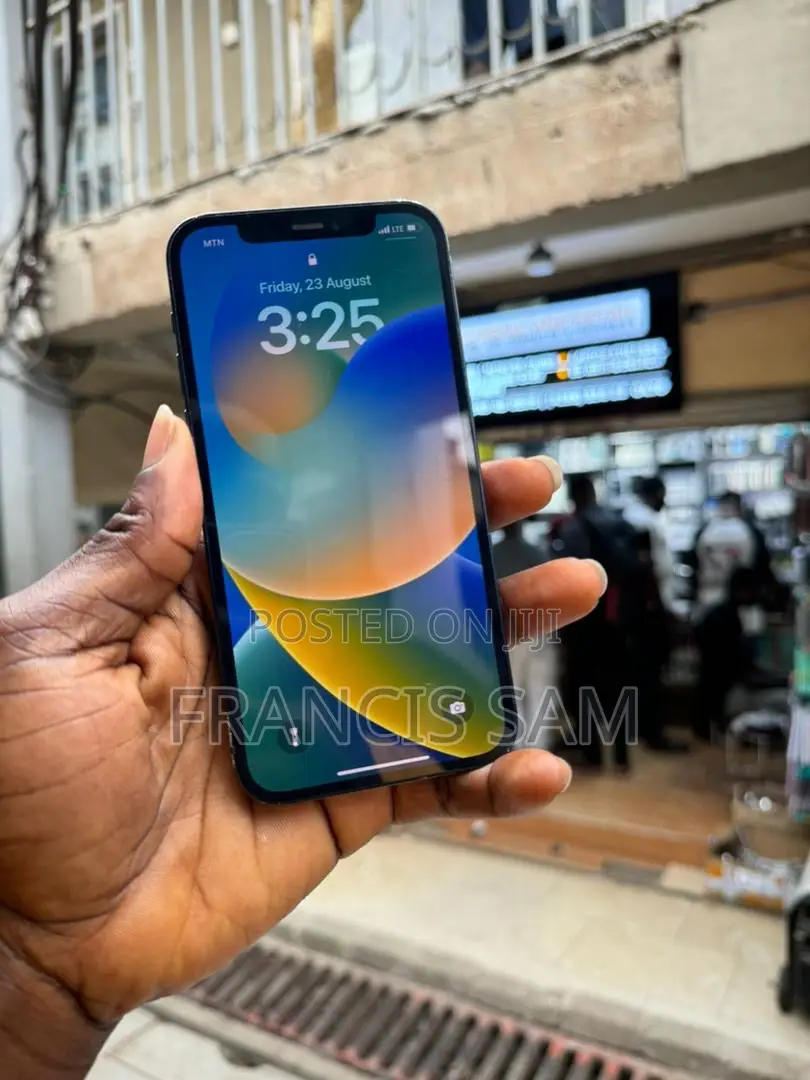 Apple iPhone 11 64 GB Black