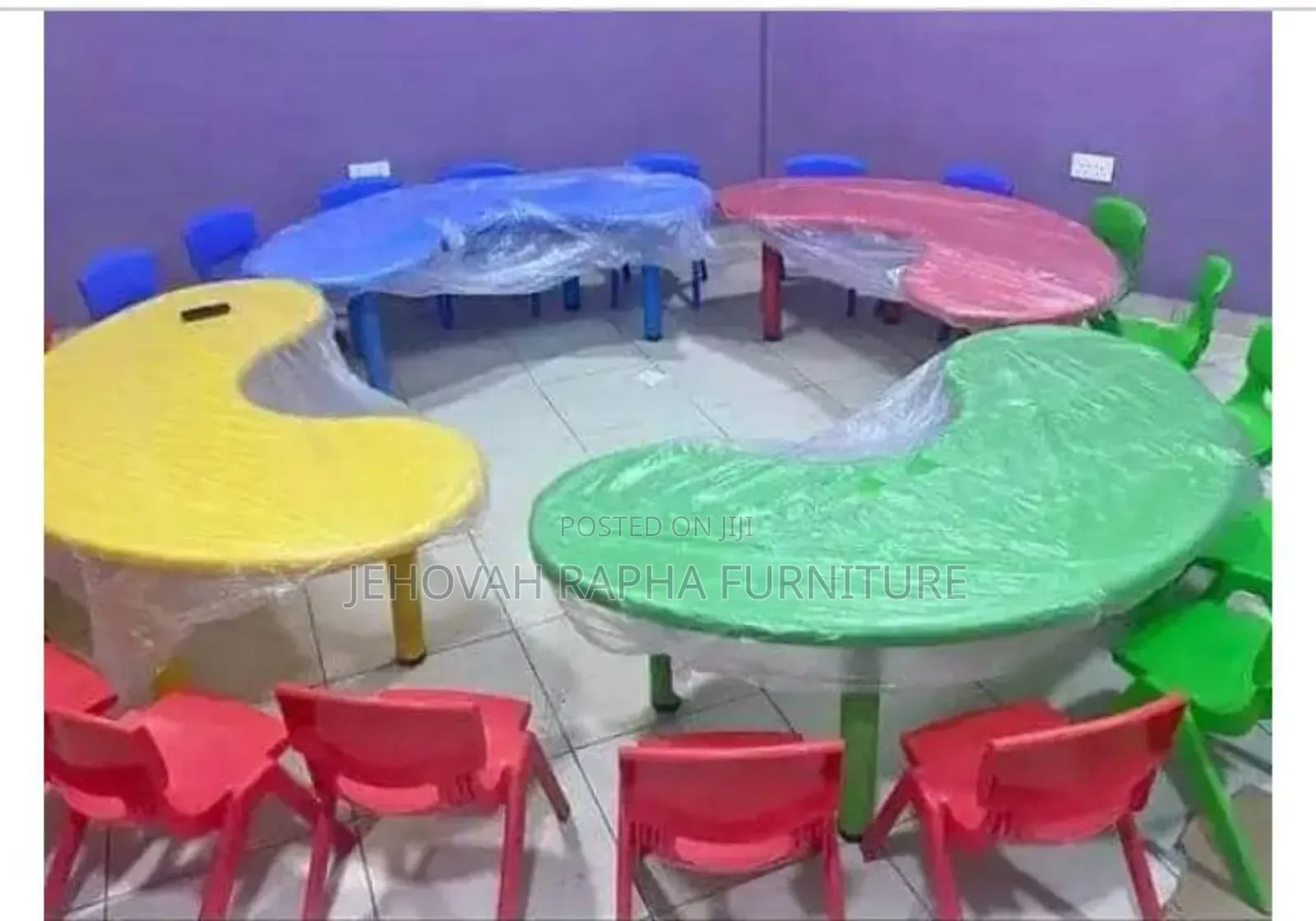 Kiddies Table