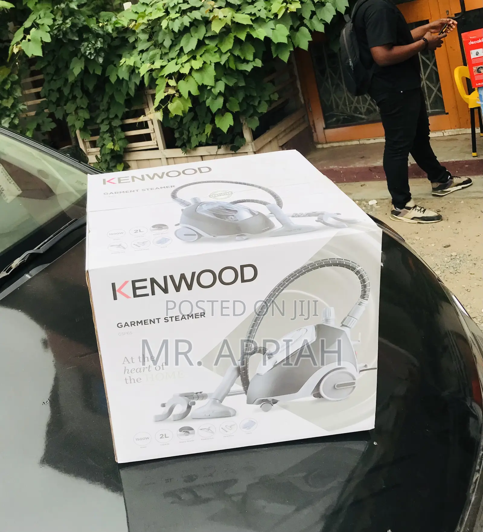 Sleek Kenwood Electric Vacumm Cleaner 