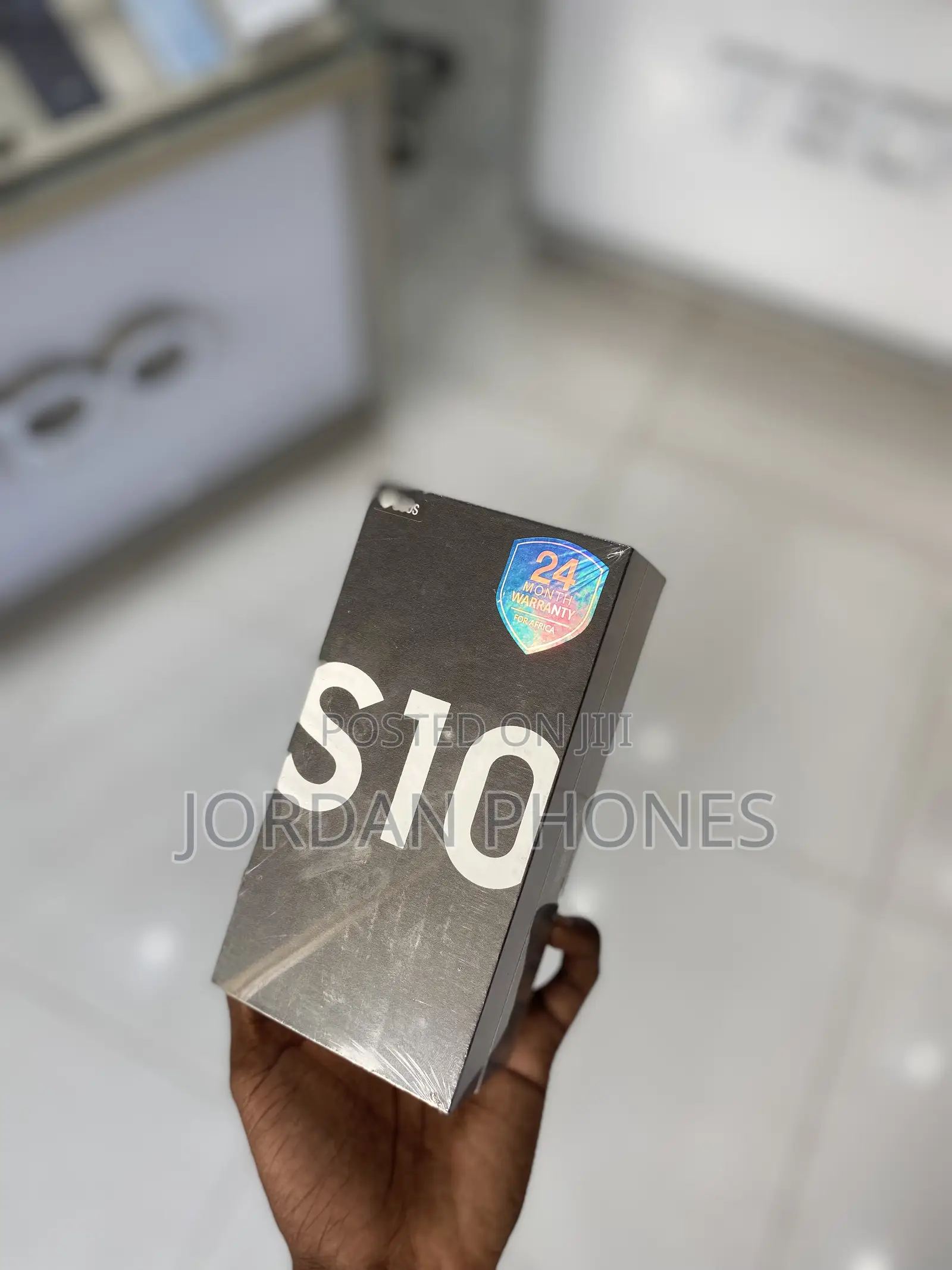 New Samsung Galaxy S10 128 GB Gray