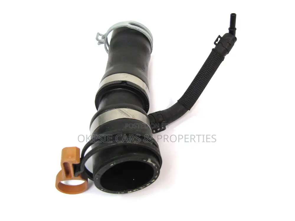 Range Rover Thermostat to Engine Coolant Hose