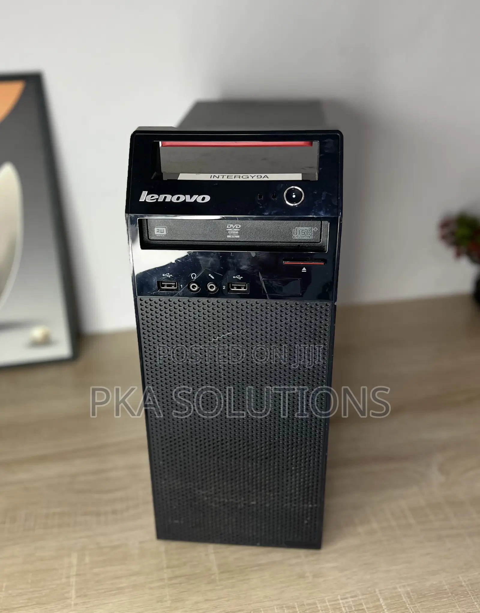 Desktop Computer Lenovo 8GB Intel Core I5 HDD 500GB