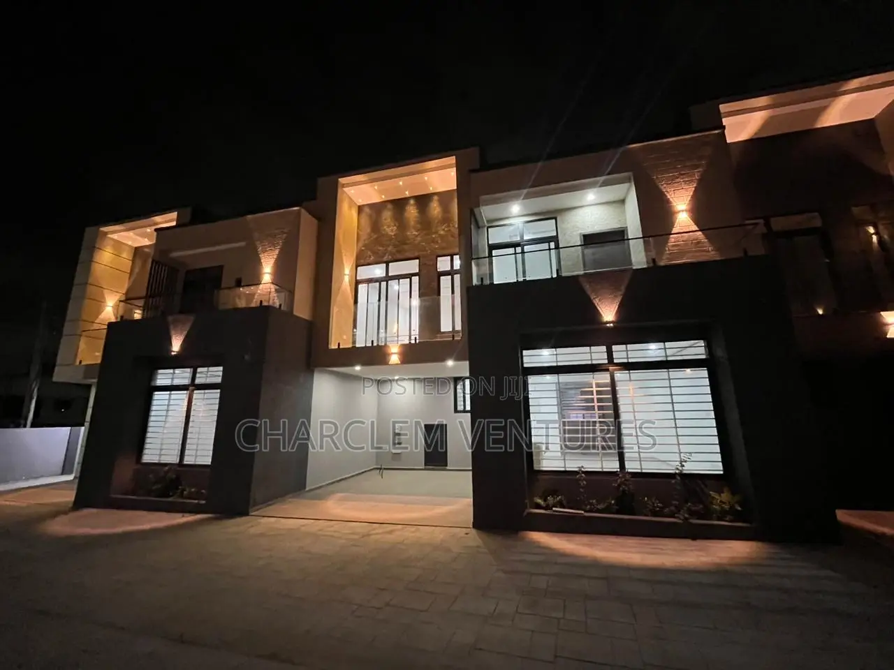 3bdrm Townhouse/Terrace in Charclem Ventures, East Legon for sale