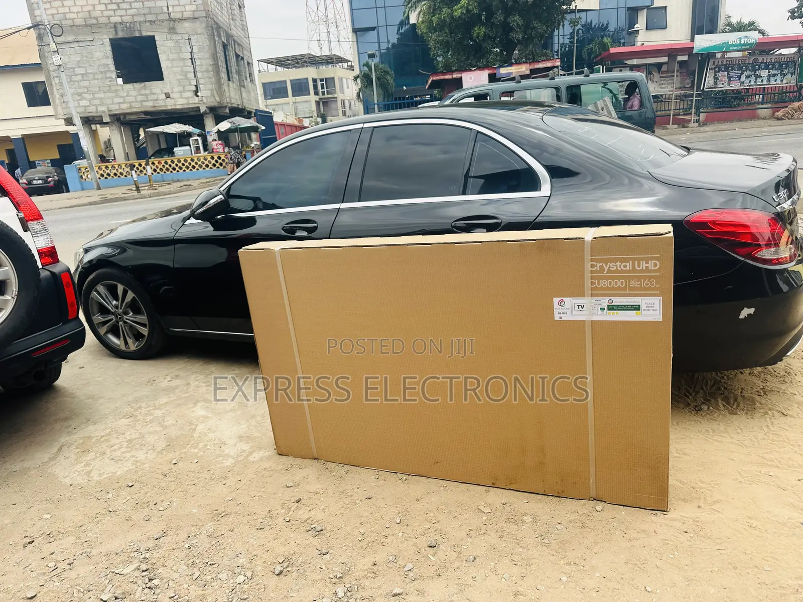 Nice Design UHD Smart Samsung 65”Cu8000