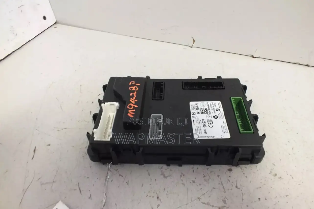 Nissan Altima BCM / Body Control Module