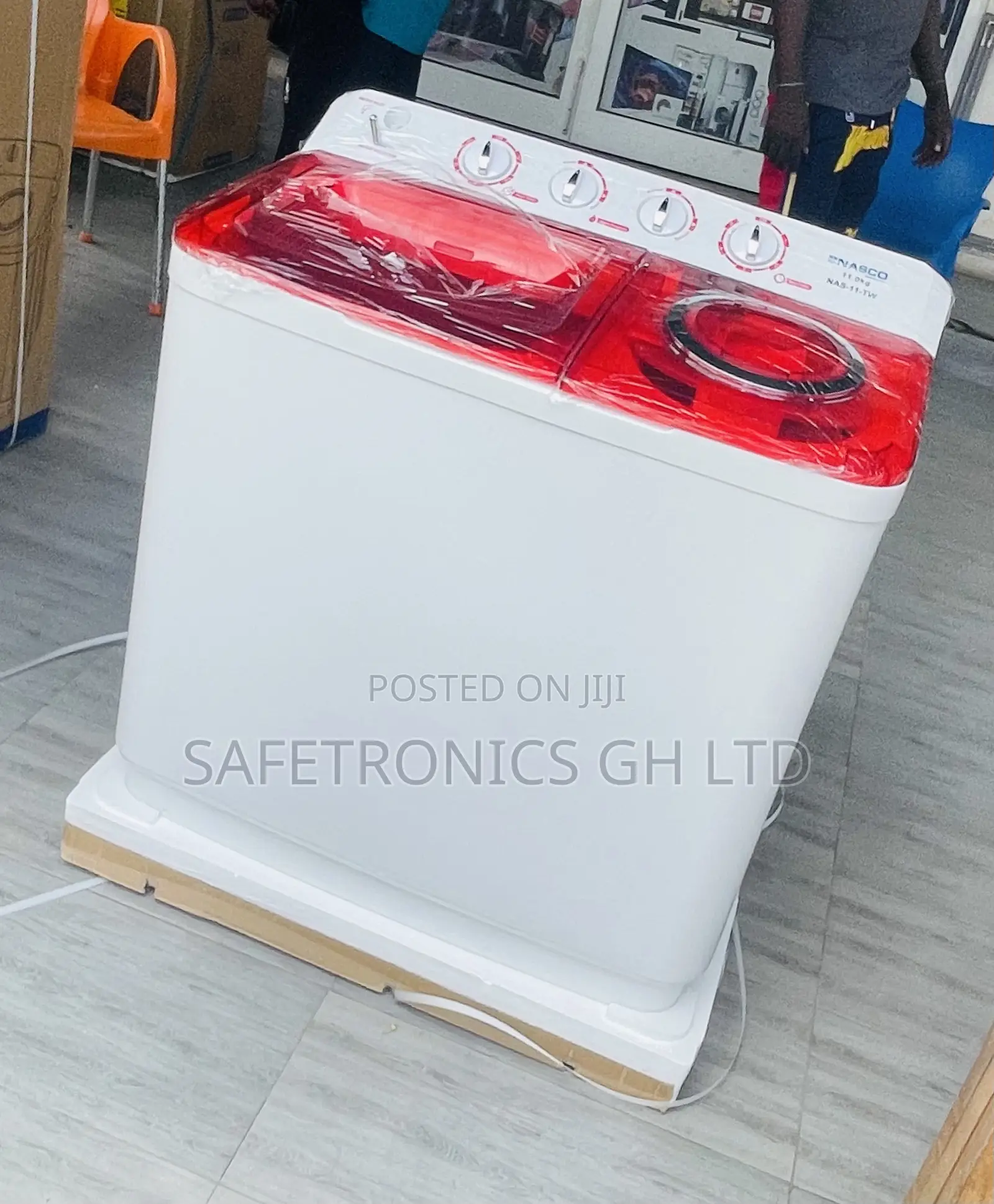 Essential 11kg Topload Semiautomatic White/Red. Nasco Washe