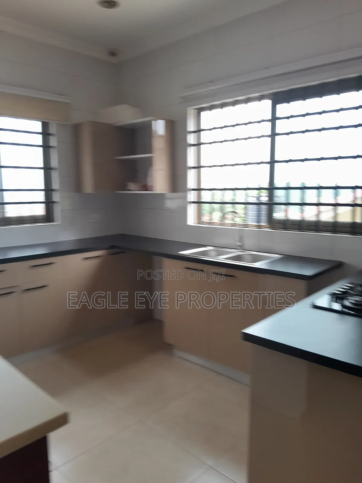 4bdrm House in Kwabenya for sale