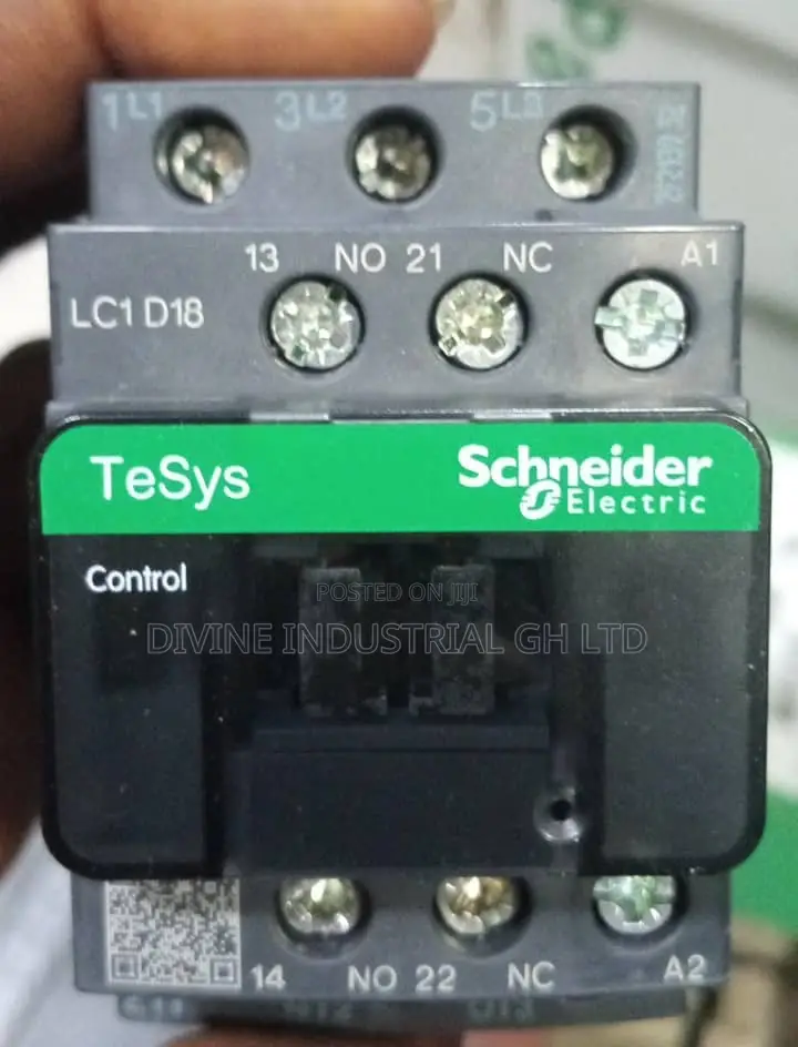 Schneider Contactor 3p/32a