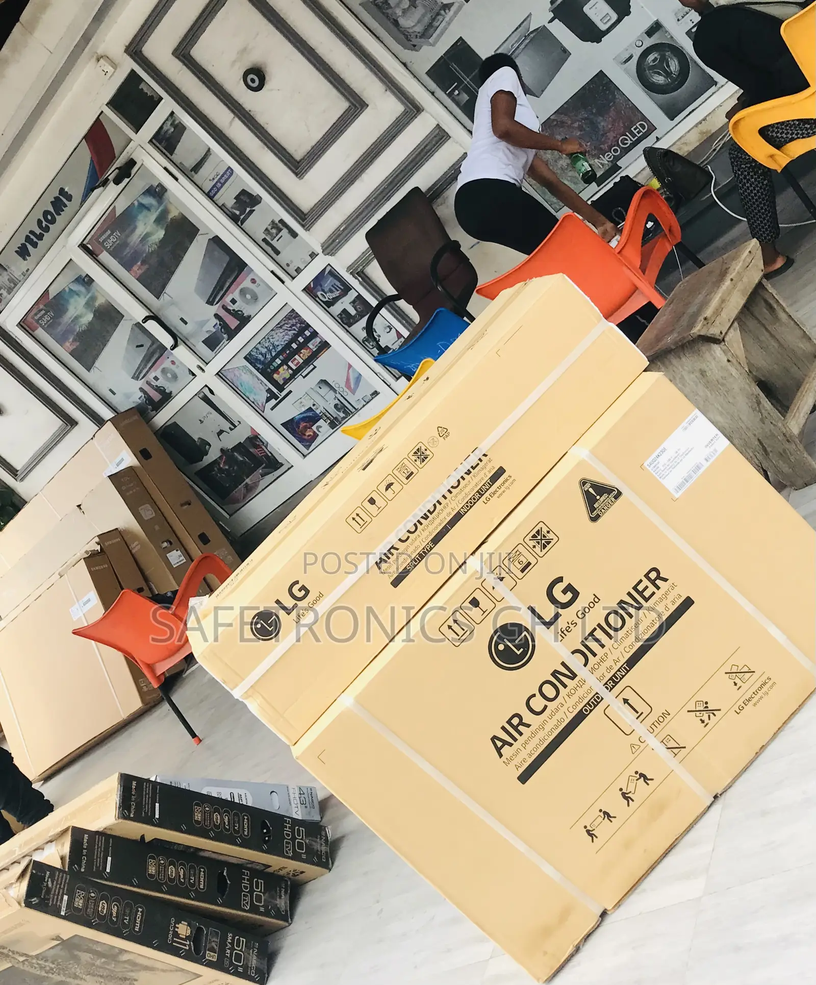 Essential 2.5hp Split Type LG R410 Gas Airconditioner