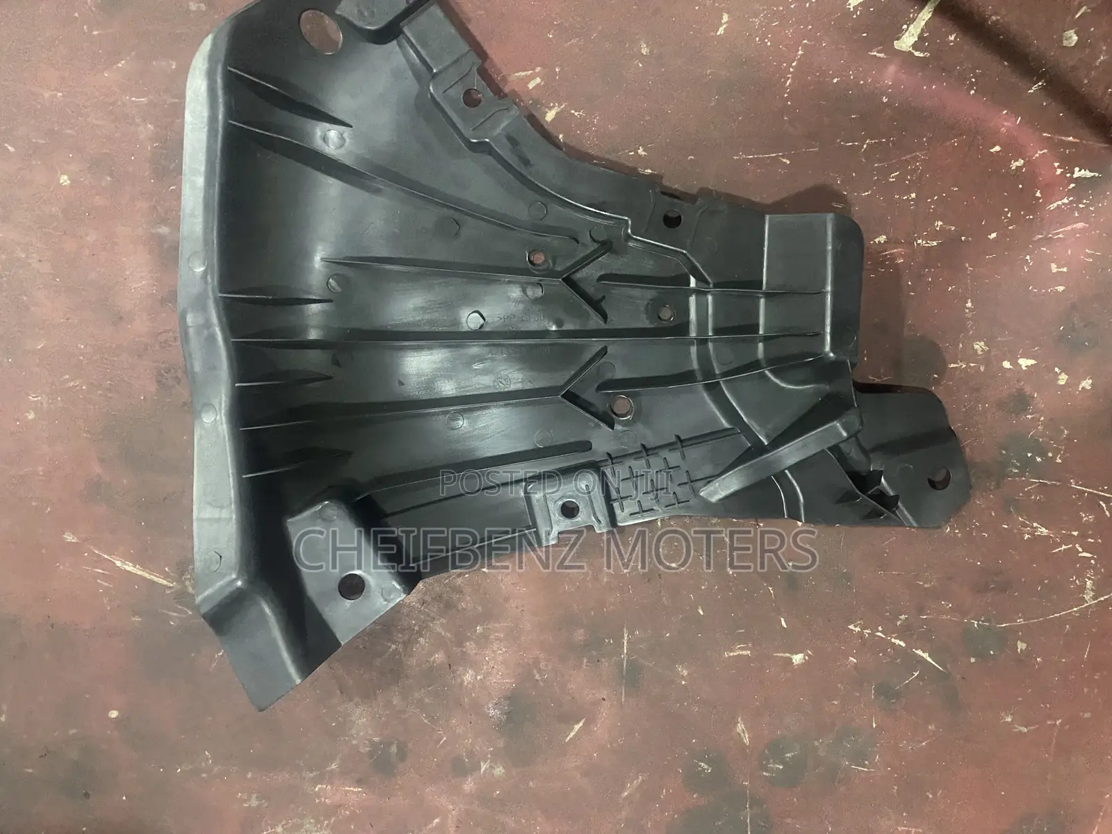 Mercedes Benz E300,E400,E450 Bumper Under Cover Available