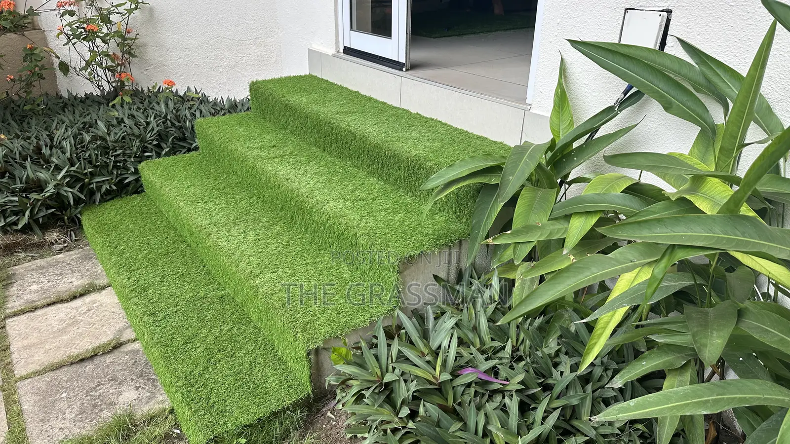 Grass for Stairs! Artificial Green Grass Decor!