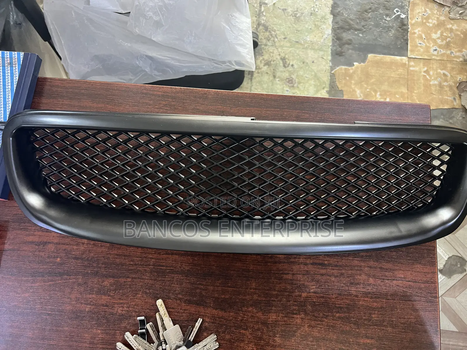 Toyota Corolla 2003-2008 Top Grille