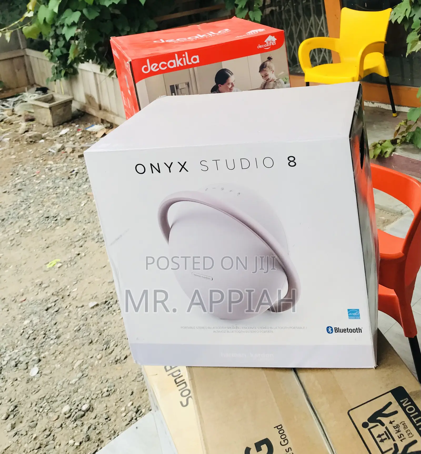 Sleek Onyx 8 Portable Wireless Bluetooth Speaker 