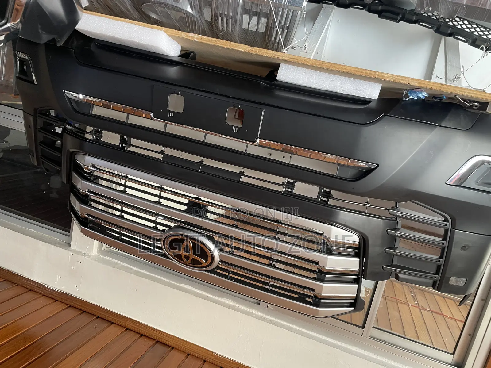 Toyota Land Cruiser V8 Front and Back Bumper Complete