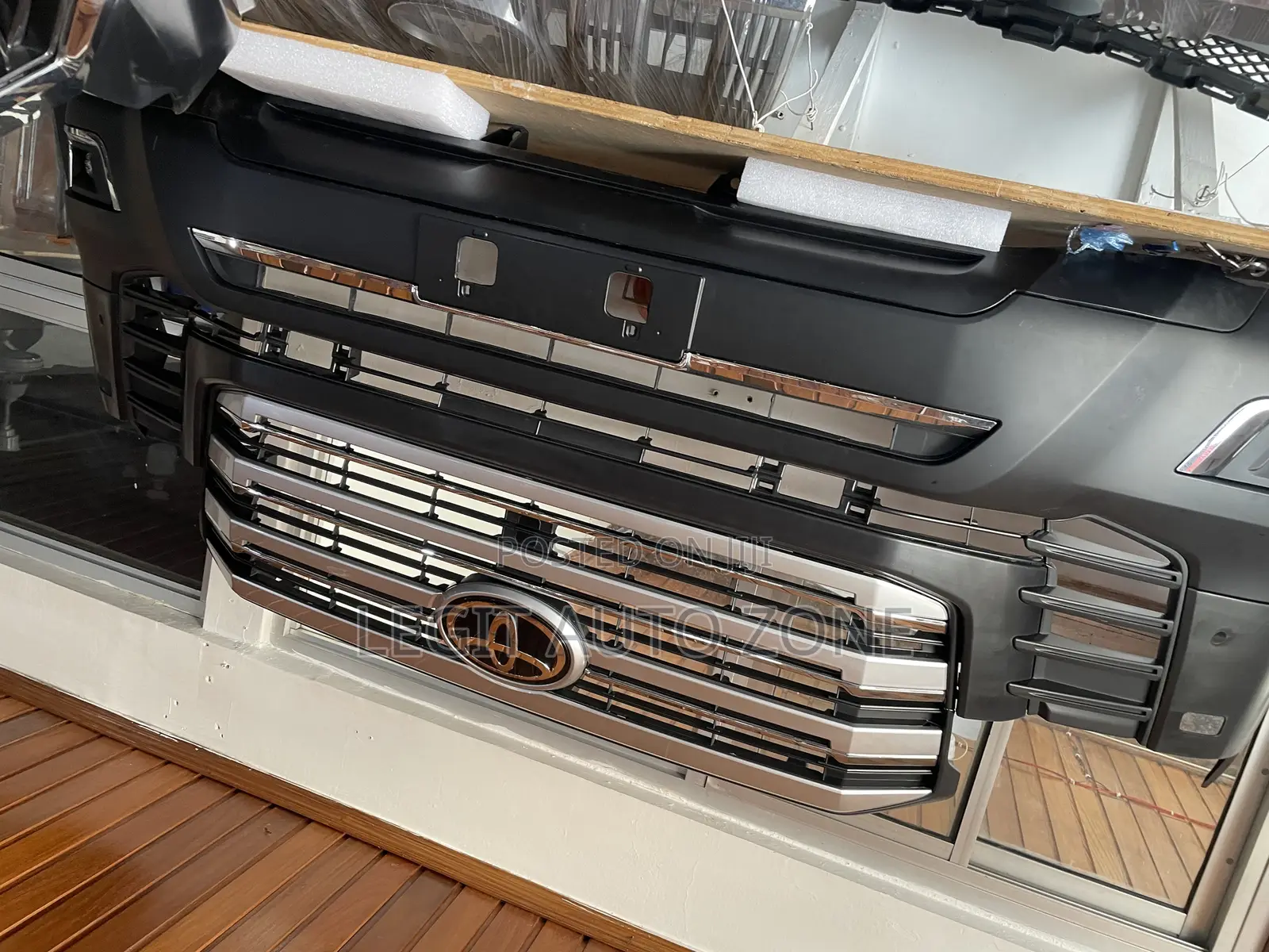 Toyota Land Cruiser V8 Front and Back Bumper Complete