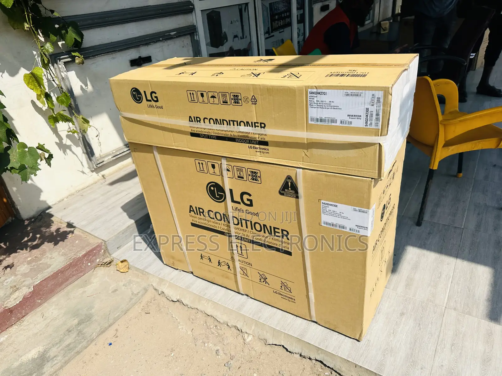 LG S4-Q24k23 Sleek Air Conditioner Split Inverter